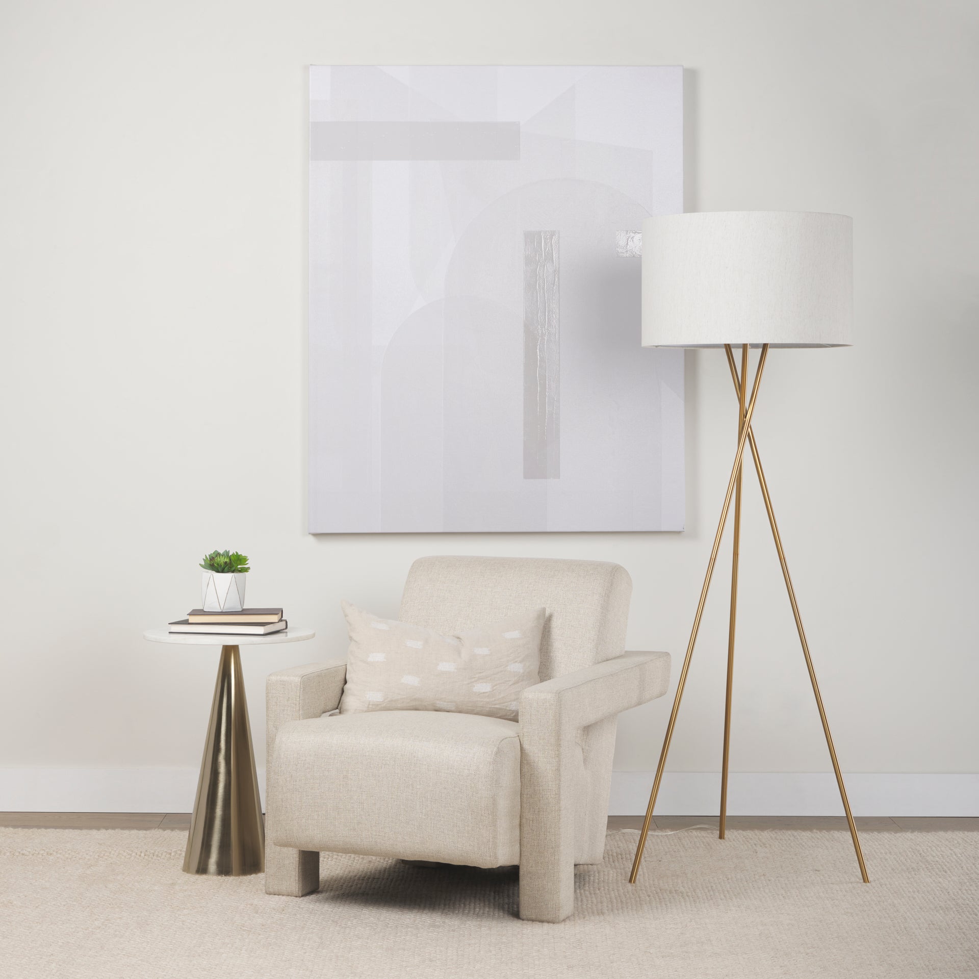 Mercana Sovereign 28.3" x 34.8" x 29.5" Side Chair