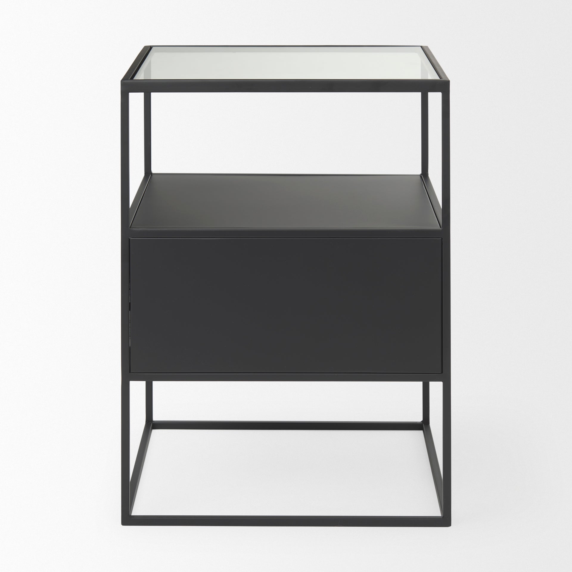 Mercana Samson 15.7" x 15.7" x 21.3" Side Table