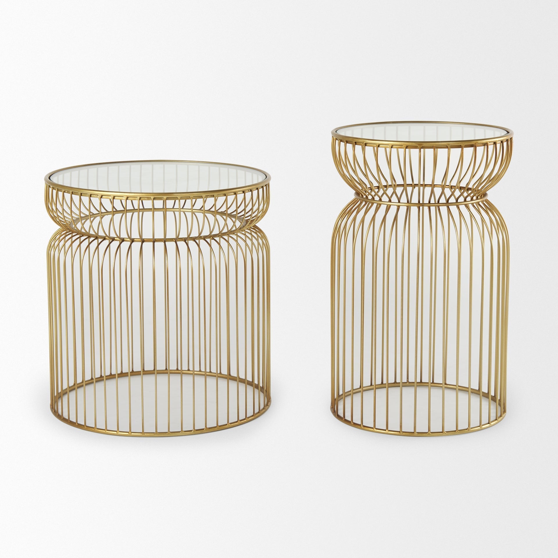 Mercana Shani 30.7" x 18.9" x 20.1" Side Table
