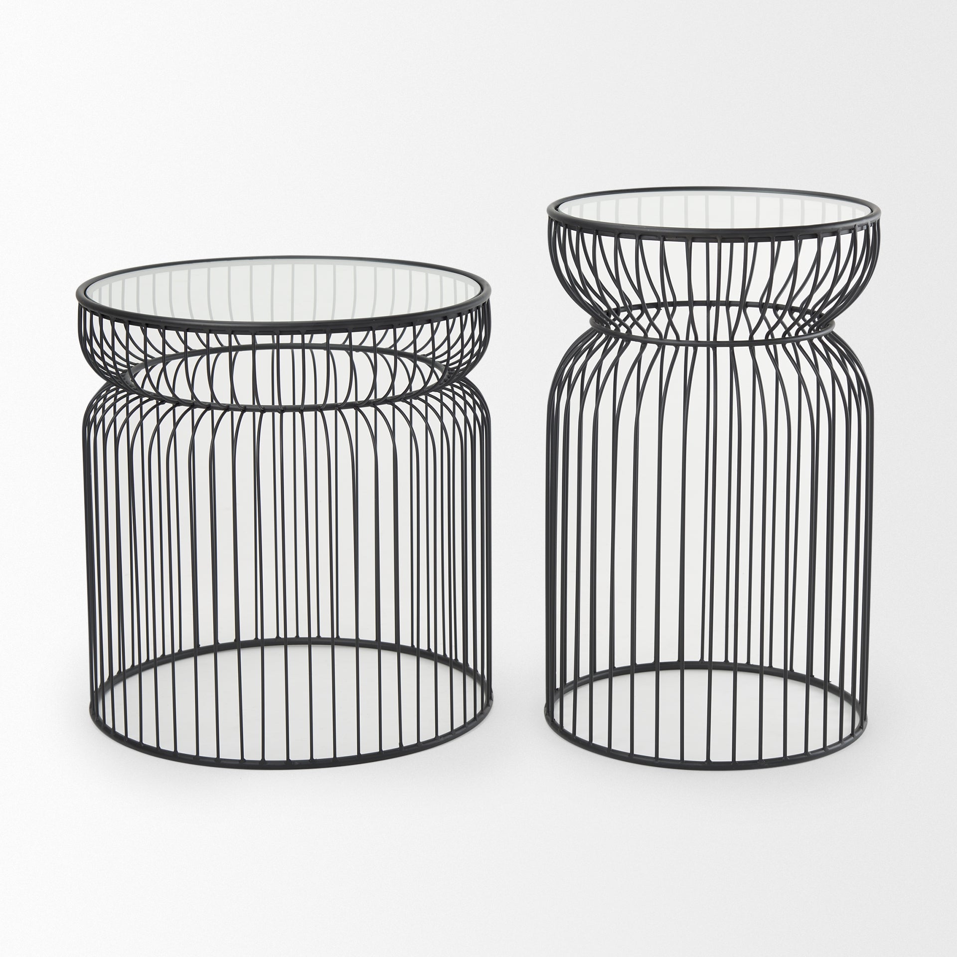 Mercana Shani 30.7" x 18.9" x 20.1" Side Table