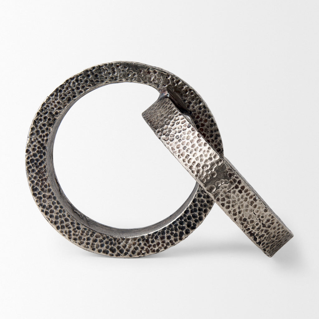 Mercana Rafiki 7.9" x 5.9" x 5.9" Metal Decorative Object