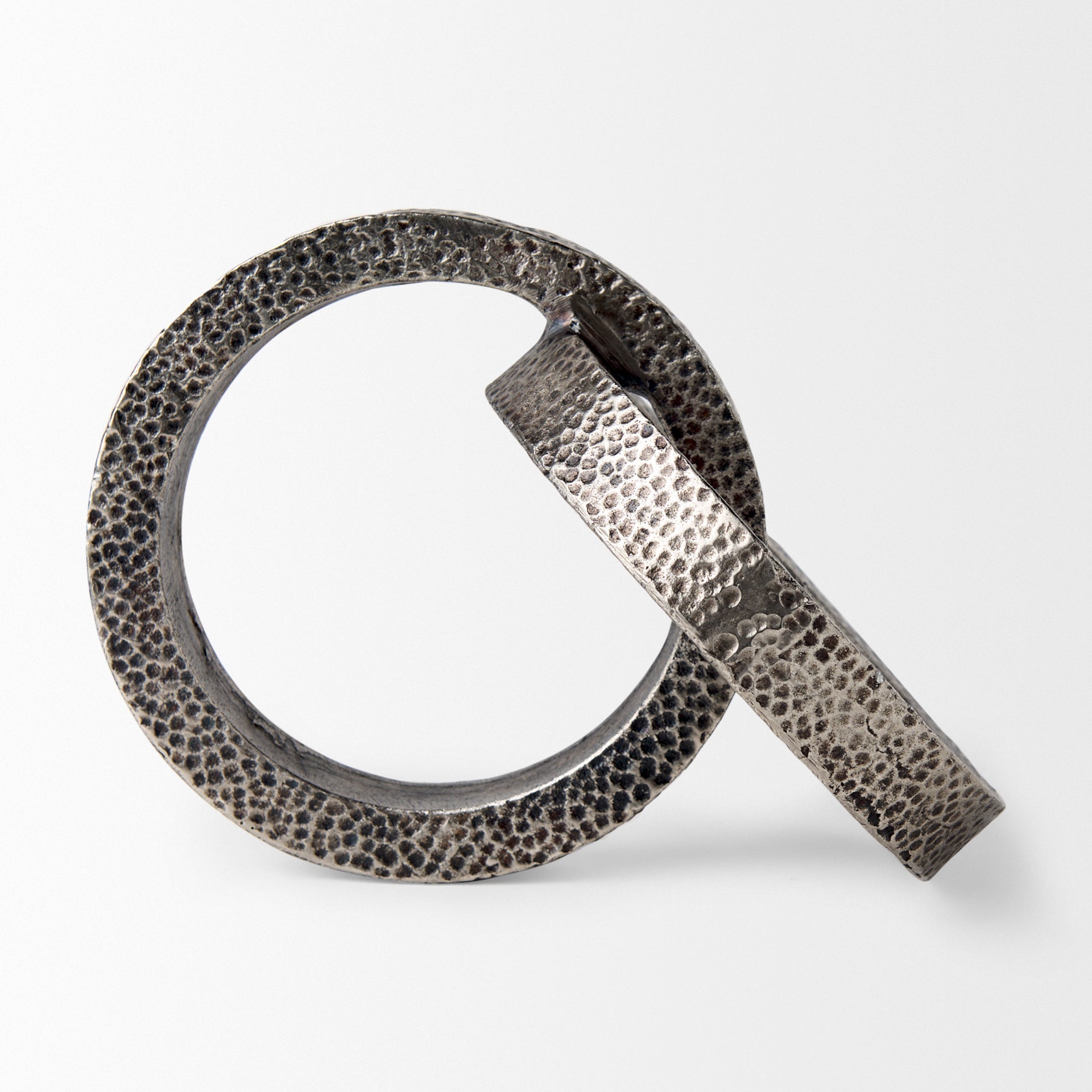 Mercana Rafiki 7.9" x 5.9" x 5.9" Metal Decorative Object