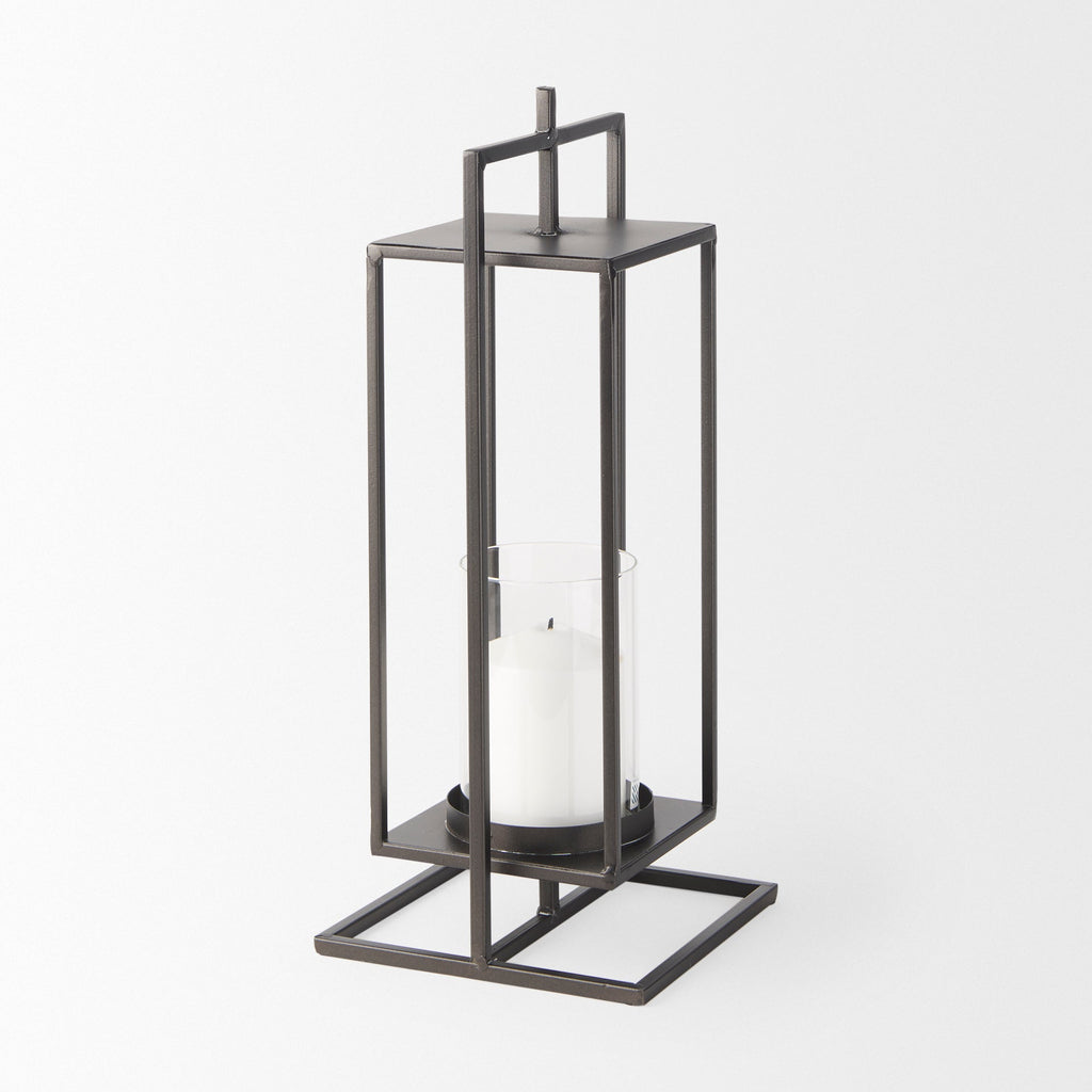 Mercana Albus 6.9" x 6.9" x 16.5" Metal Candle Holder