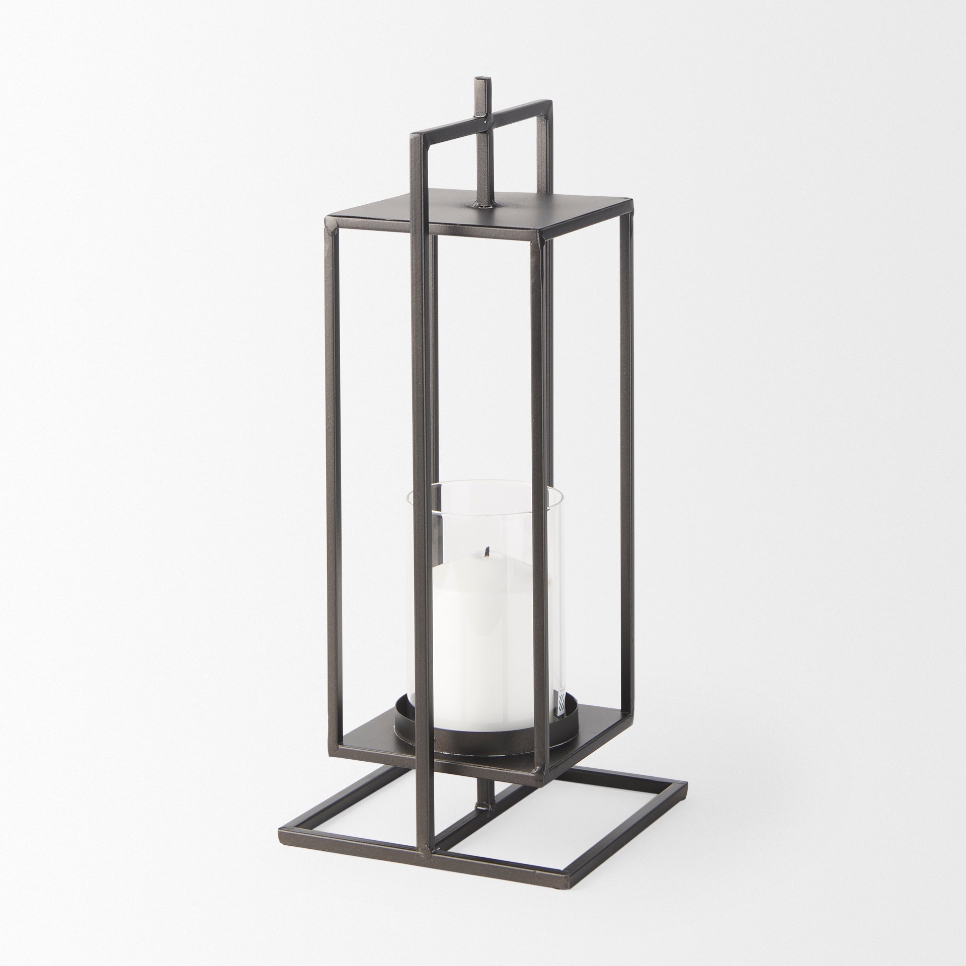 Mercana Albus 6.9" x 6.9" x 16.5" Metal Candle Holder