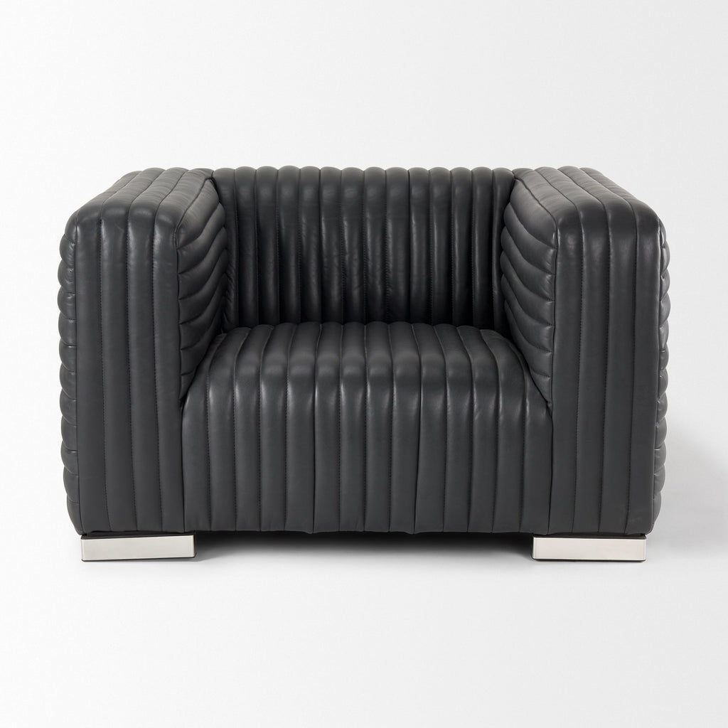 Mercana Ricciardo 45.3" x 38.2" x 26.4" Leather Arm Chair