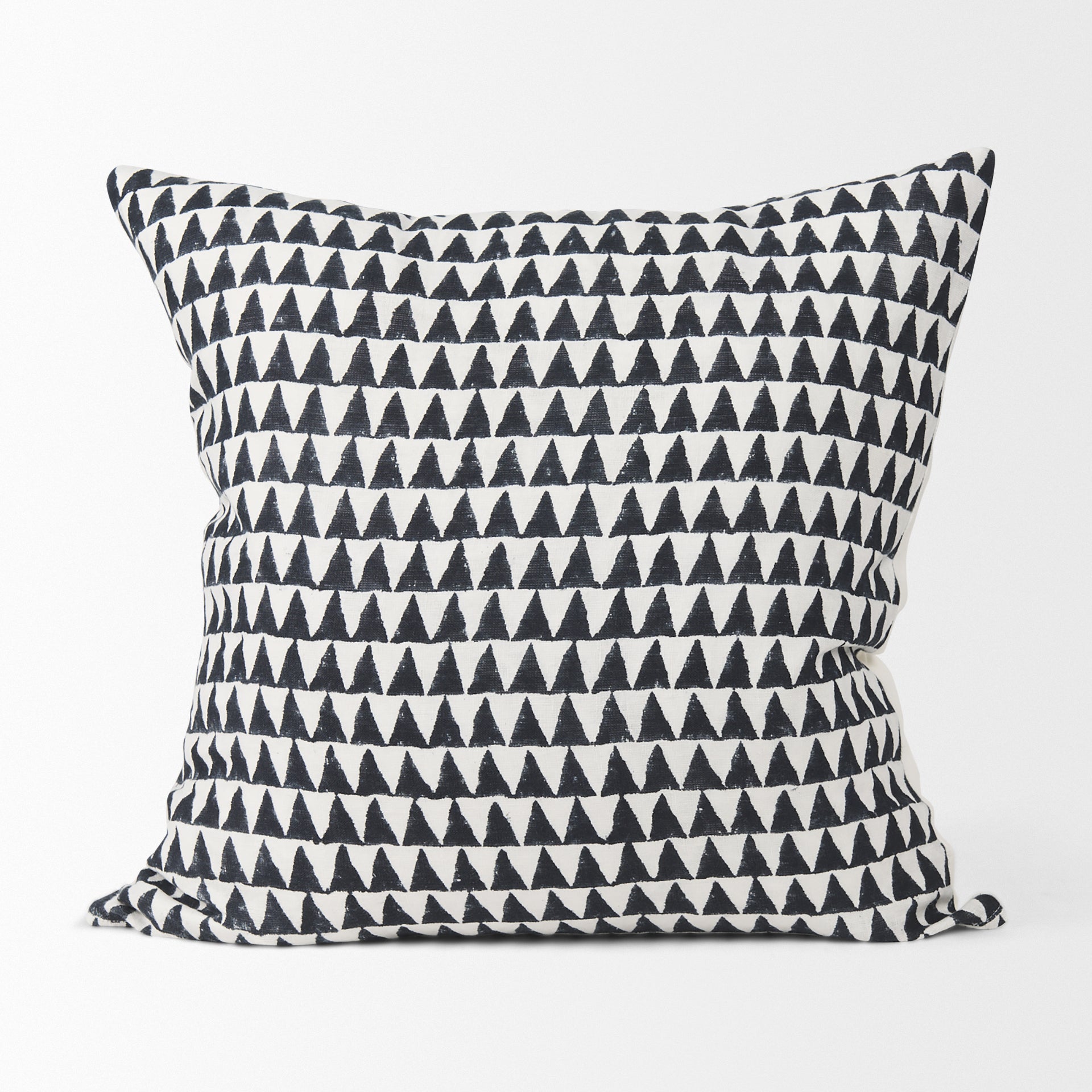 Mercana Jolie 22" x 22" x 0.2" Fabric Pillow cover