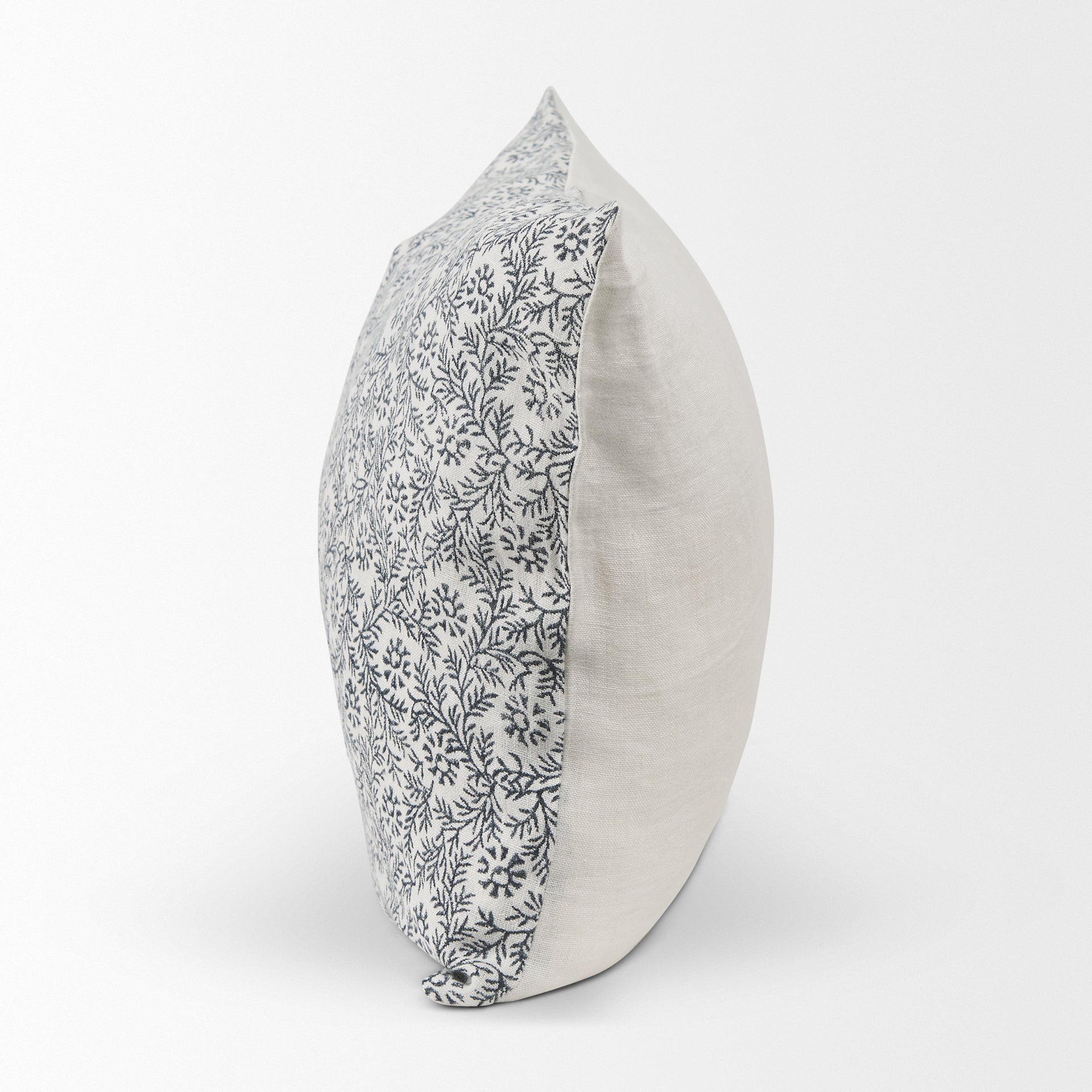 Mercana Jayne 14" x 26" x 0.2" Fabric Pillow cover