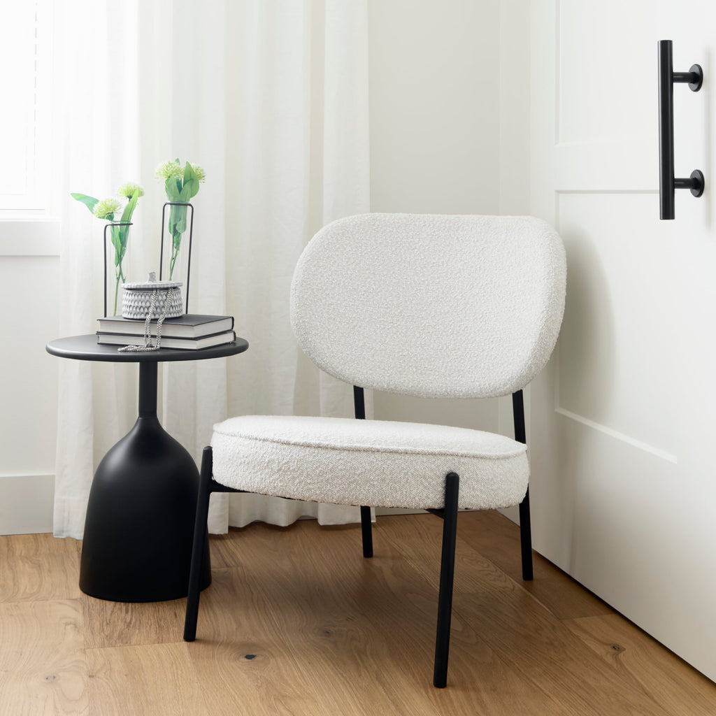 Mercana Amelia 21.3" x 21.3" x 30.3" Fabric Side Chair