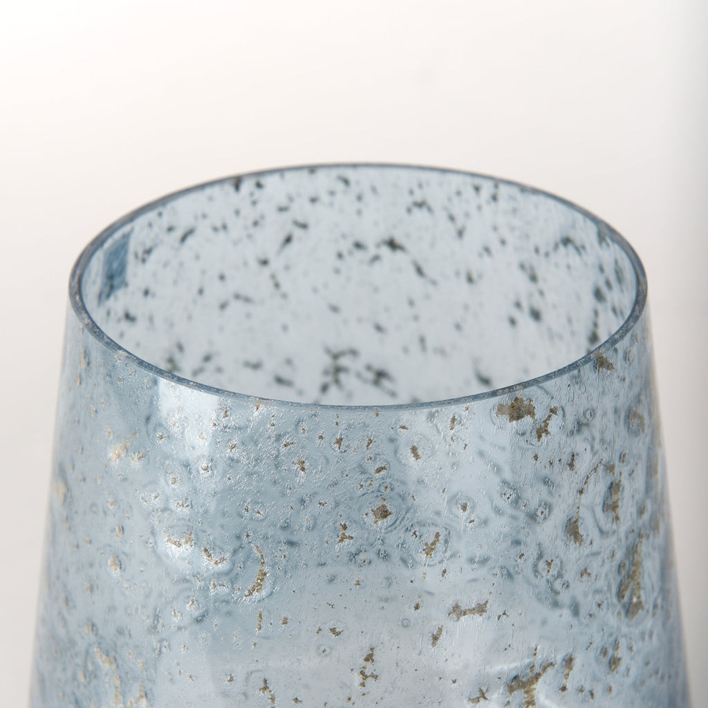 Mercana Robyn 7.3" x 7.3" x 9" Glass Vase