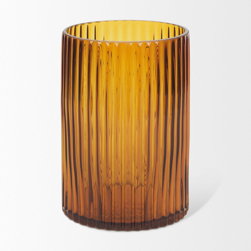 Mercana Dawn 5.6" x 5.6" x 8.3" Glass Vase