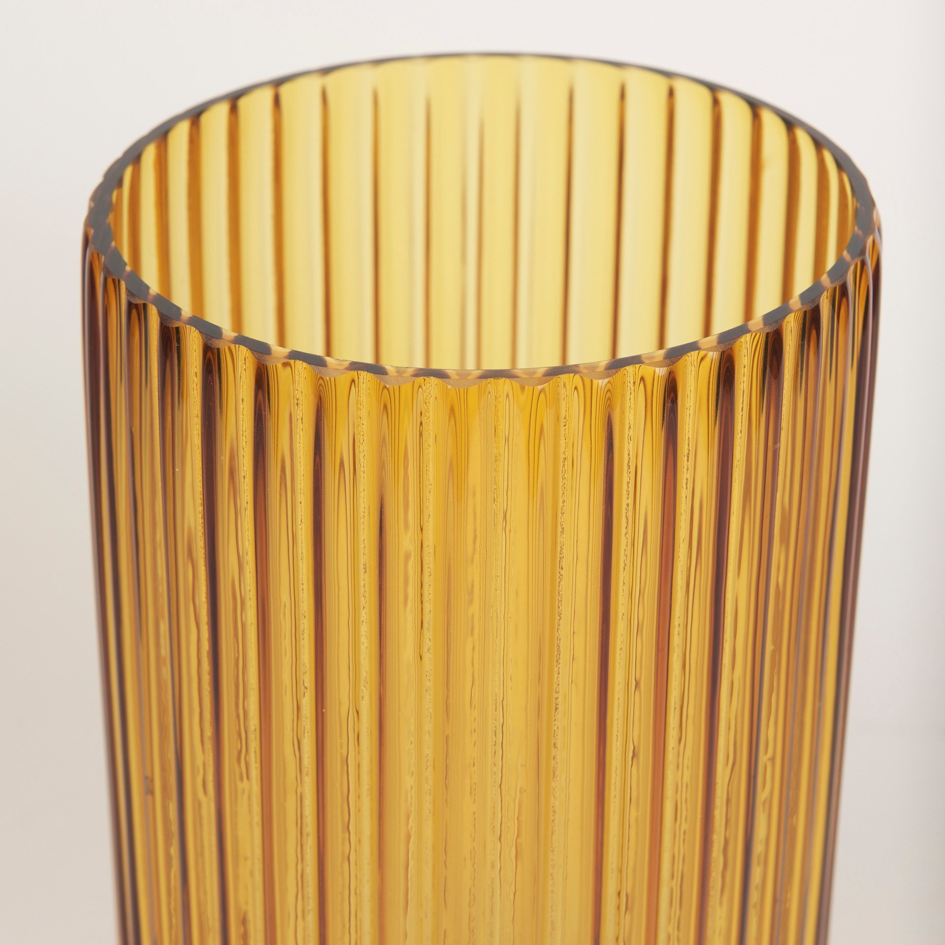 Mercana Dawn 6.1" x 6.1" x 11.4" Glass Vase