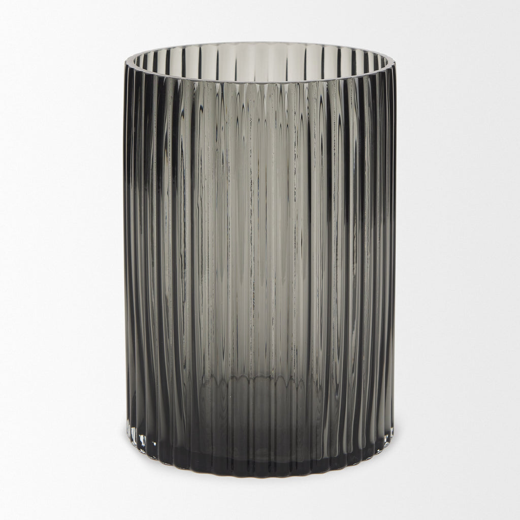 Mercana Dawn 5.6" x 5.6" x 8.3" Glass Vase