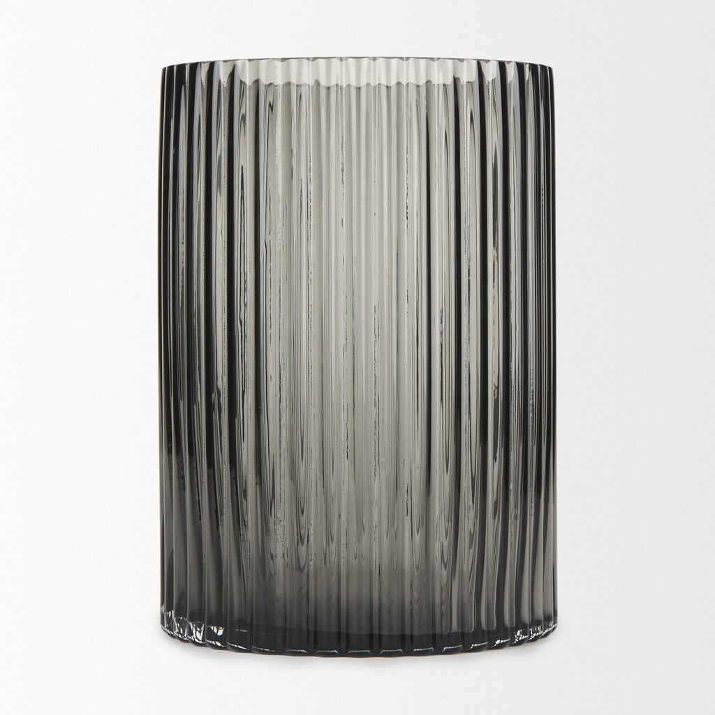 Mercana Dawn 5.6" x 5.6" x 8.3" Glass Vase