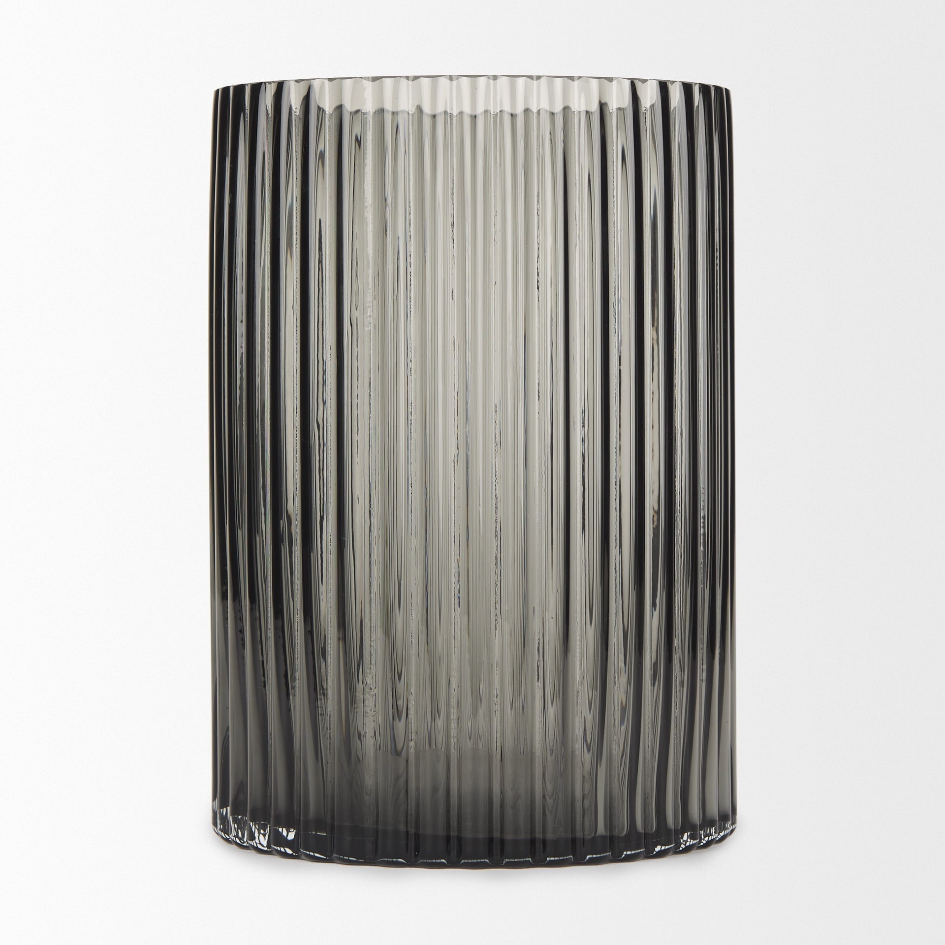 Mercana Dawn 5.6" x 5.6" x 8.3" Glass Vase