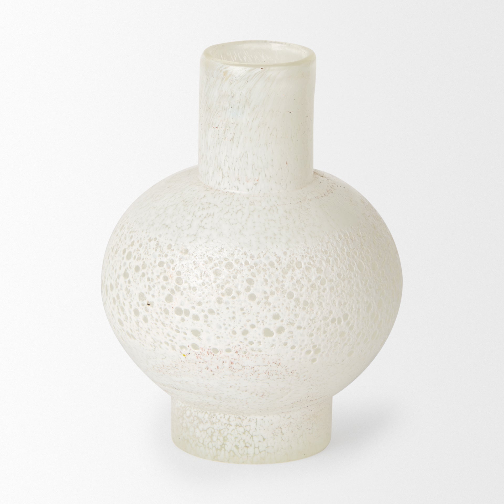 Mercana Heket 6.9" x 6.9" x 8.9" Glass Vase