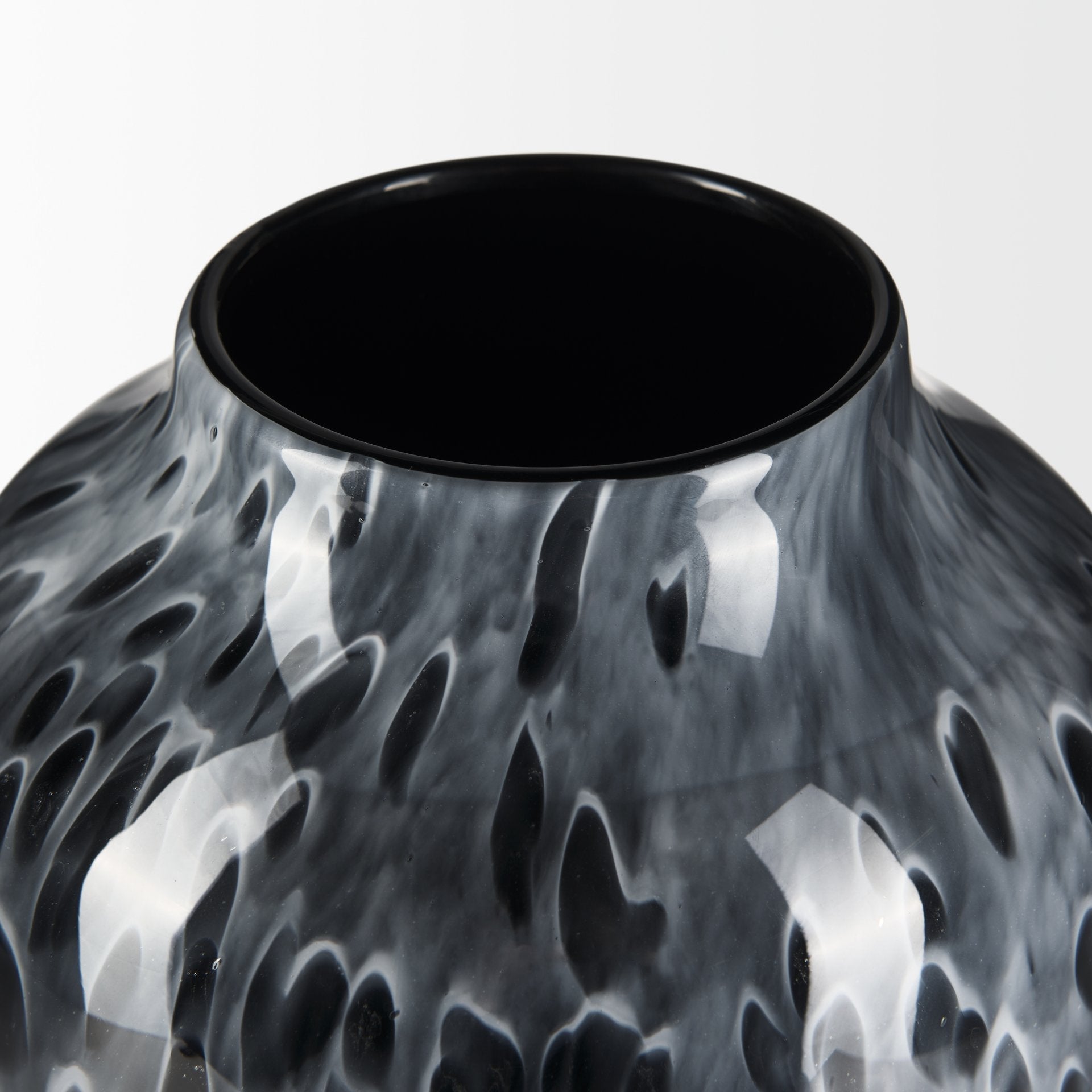Mercana Masai 7.9" x 7.9" x 15" Glass Vase