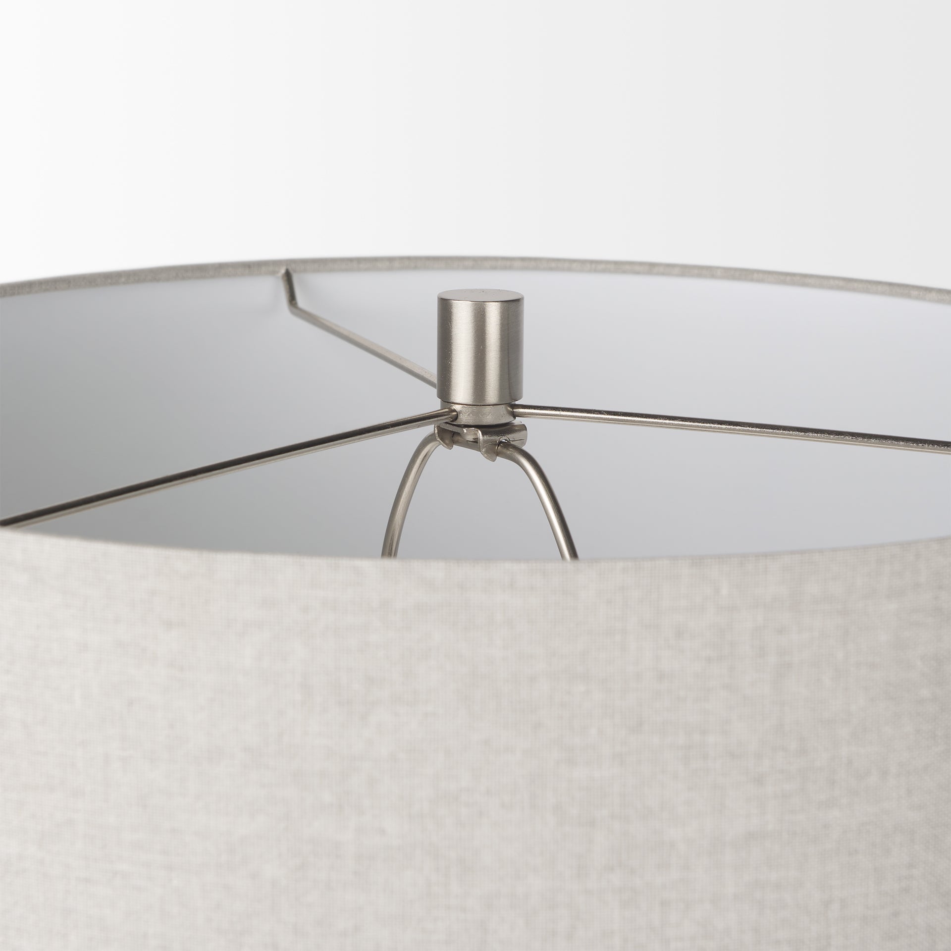 Mercana Piven 18" x 18" x 29.5" Ceramic Table Lamp