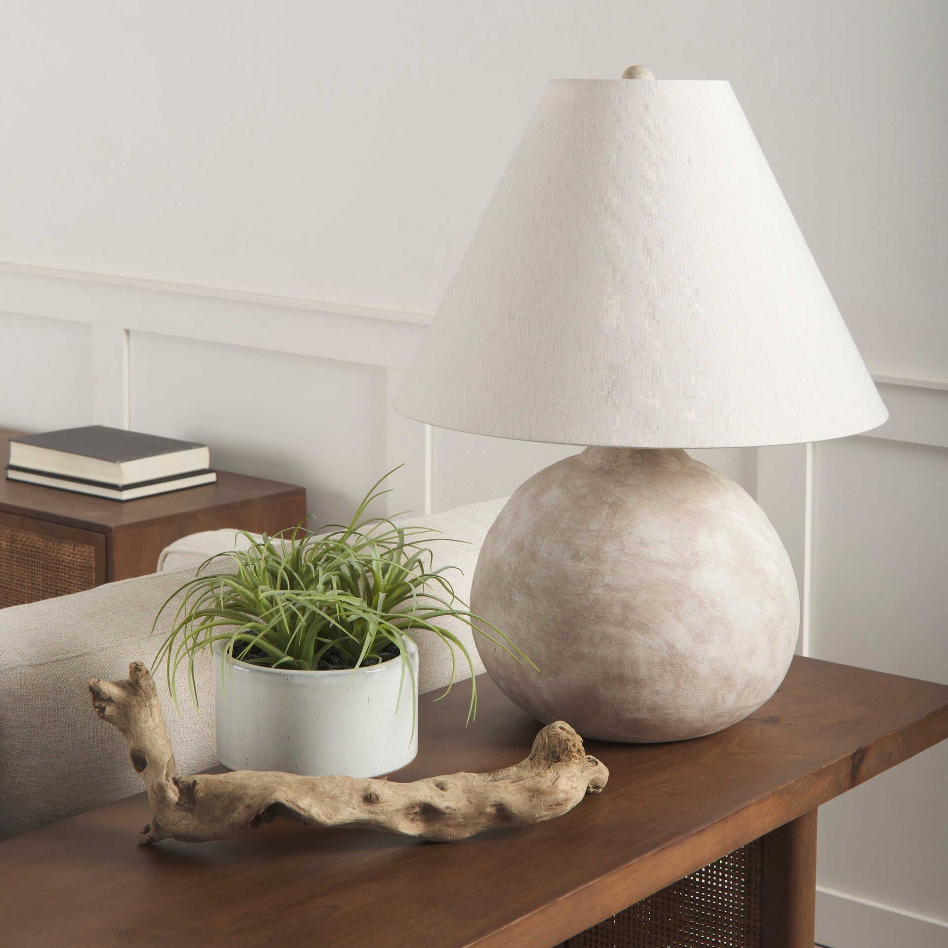 Mercana Mehdi 18" x 18" x 25.3" Ceramic Table Lamp