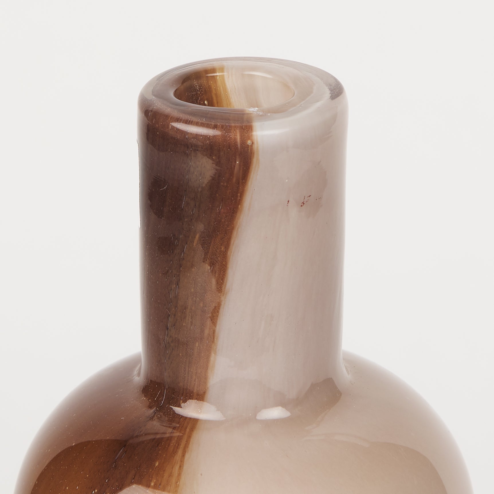 Mercana Marans 4.1" x 4.1" x 10.6" Glass Vase