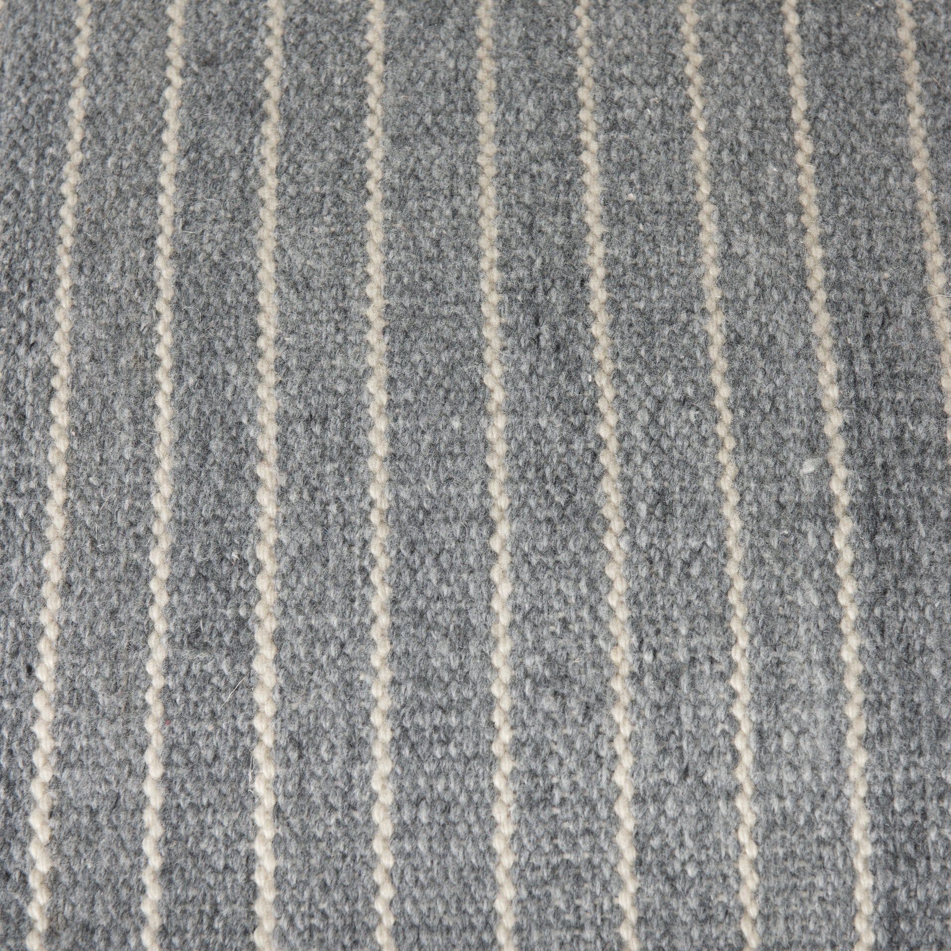 Mercana Kensie 14" x 22" x 22" Pouf