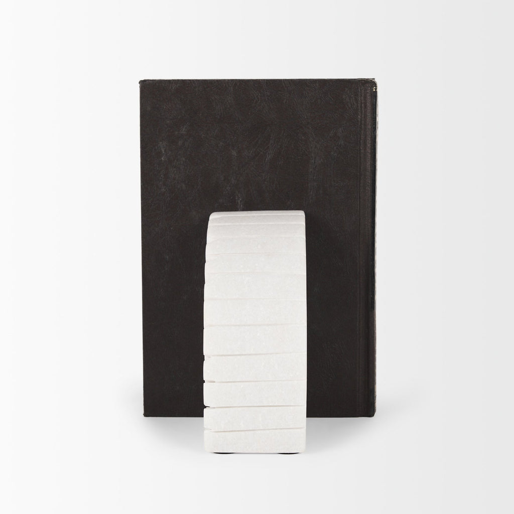Mercana Stept 4.5" x 2.5" x 5.5" Bookend