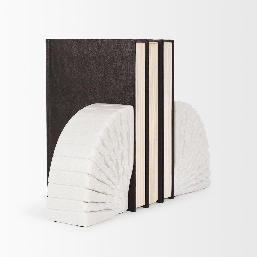 Mercana Stept 4.5" x 2.5" x 5.5" Bookend