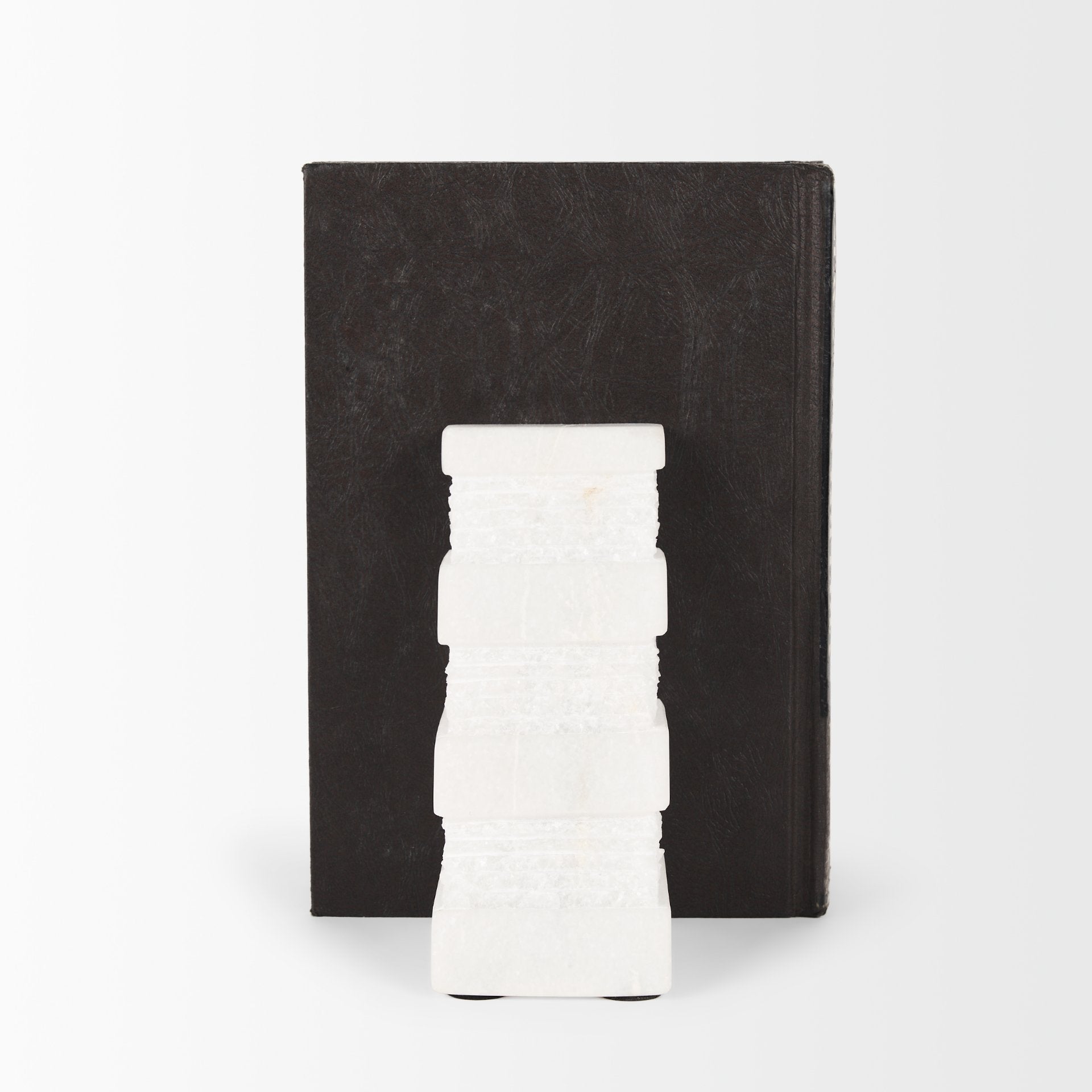 Mercana Cavetto 4.3" x 2.5" x 6" Bookend