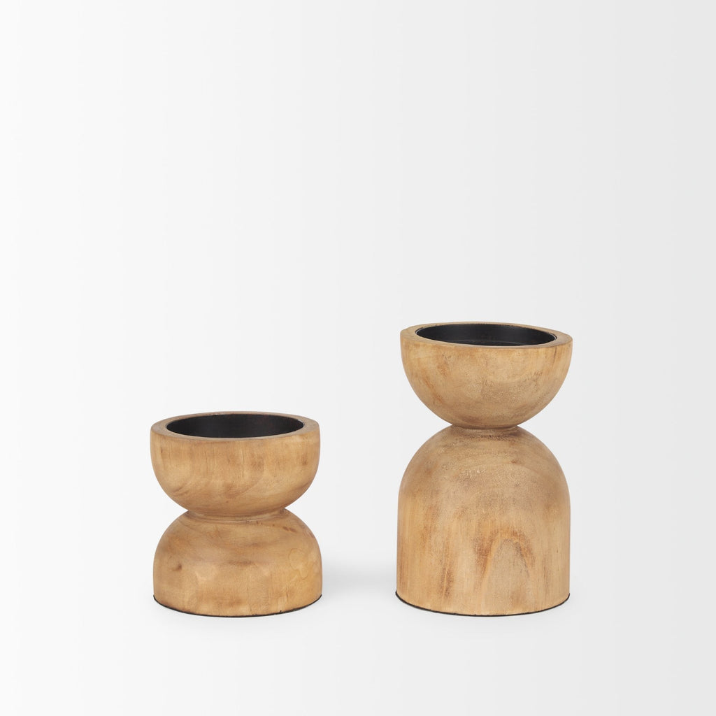 Mercana Aleena 4" x 4" x 10.4" Candle Holder