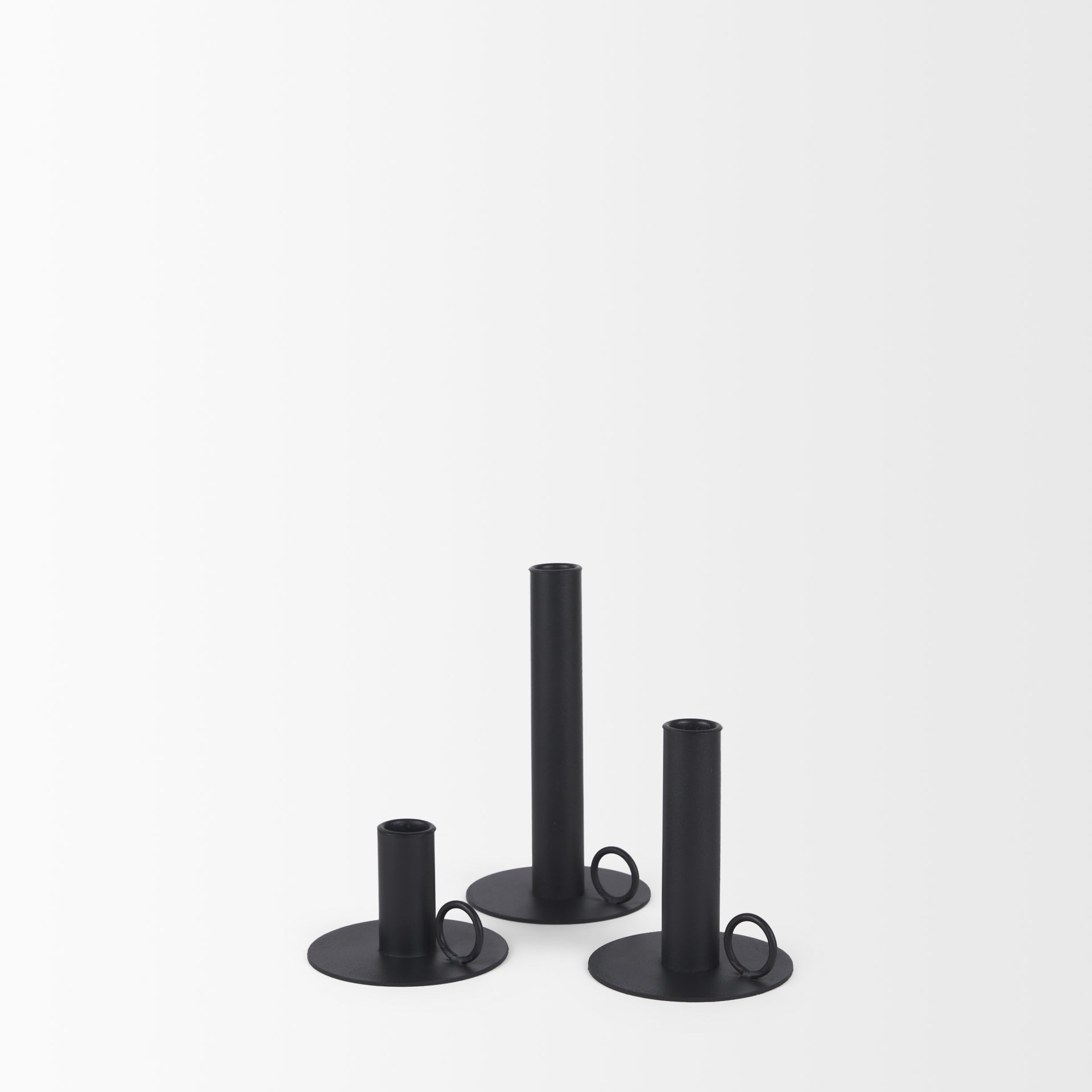 Mercana Noir 3.9" x 3.9" x 7.1" Candle Holder