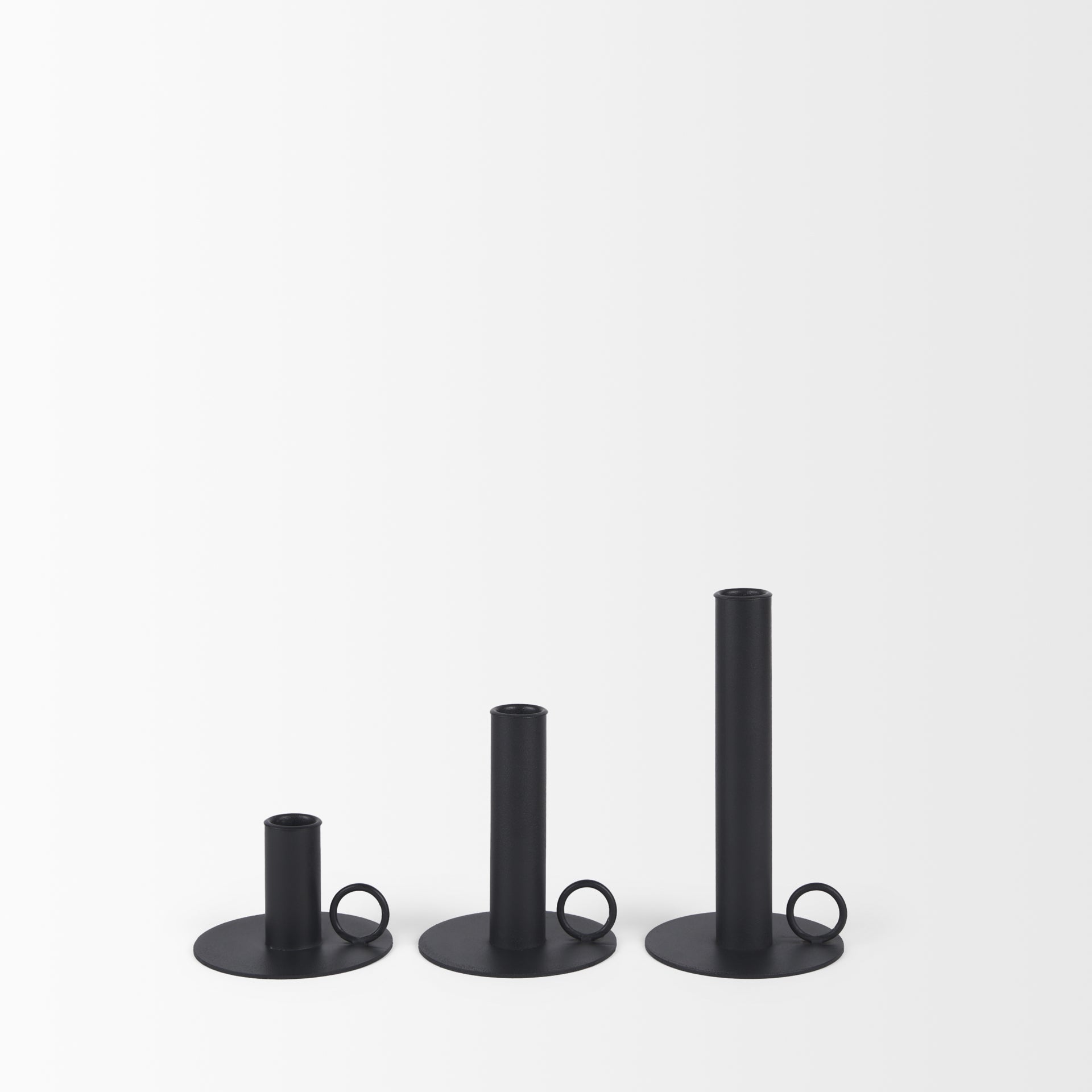 Mercana Noir 3.9" x 3.9" x 7.1" Candle Holder