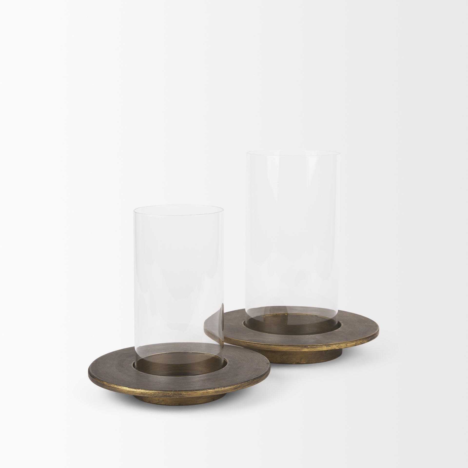 Mercana Vivian 9.1" x 9.1" x 14" Candle Holder