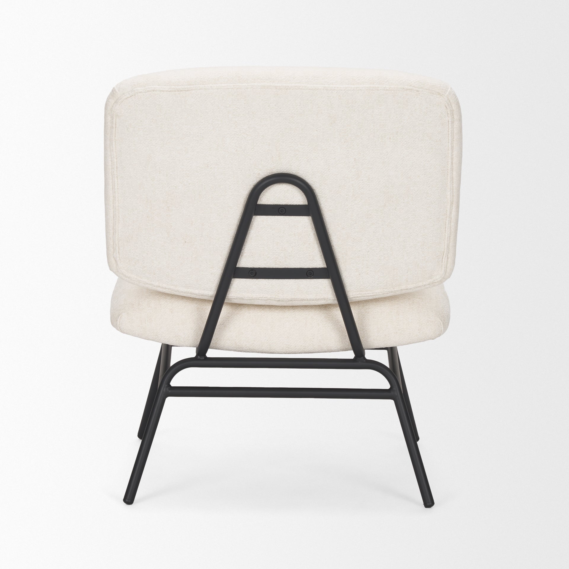 Mercana Nora 30.8" x 25.4" x 31.9" Fabric Side Chair