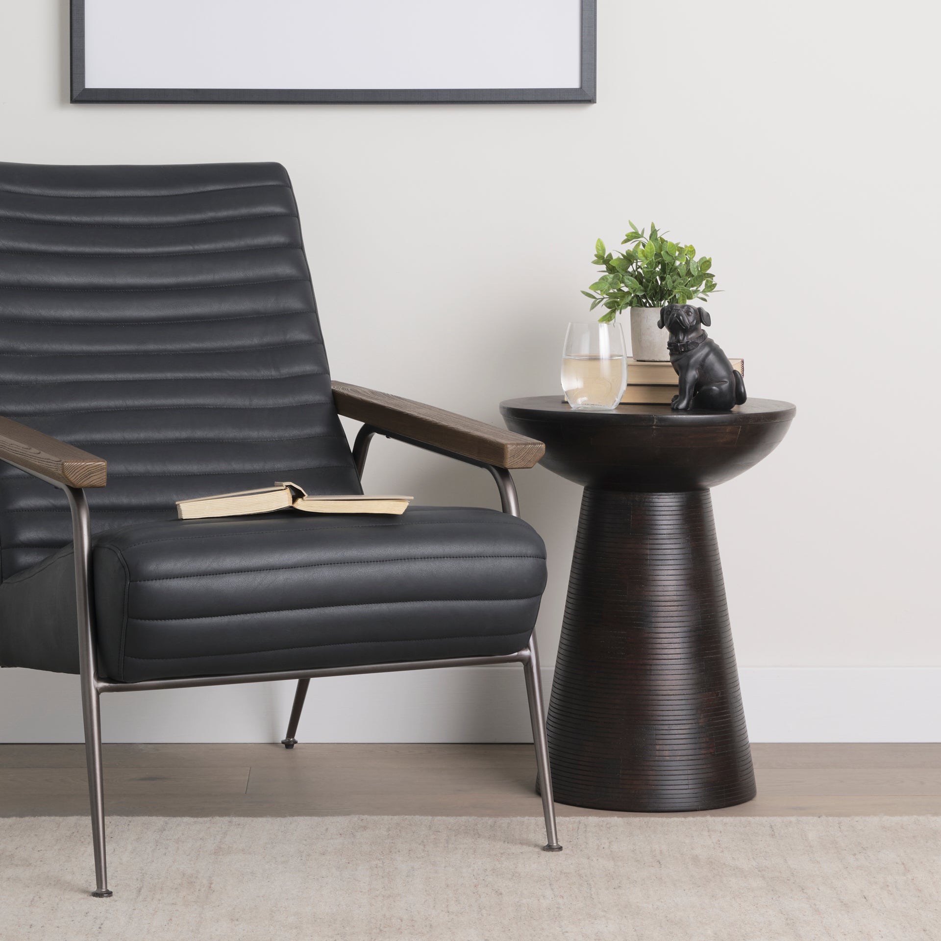 Mercana Novell 16" x 16" x 21" Side Table