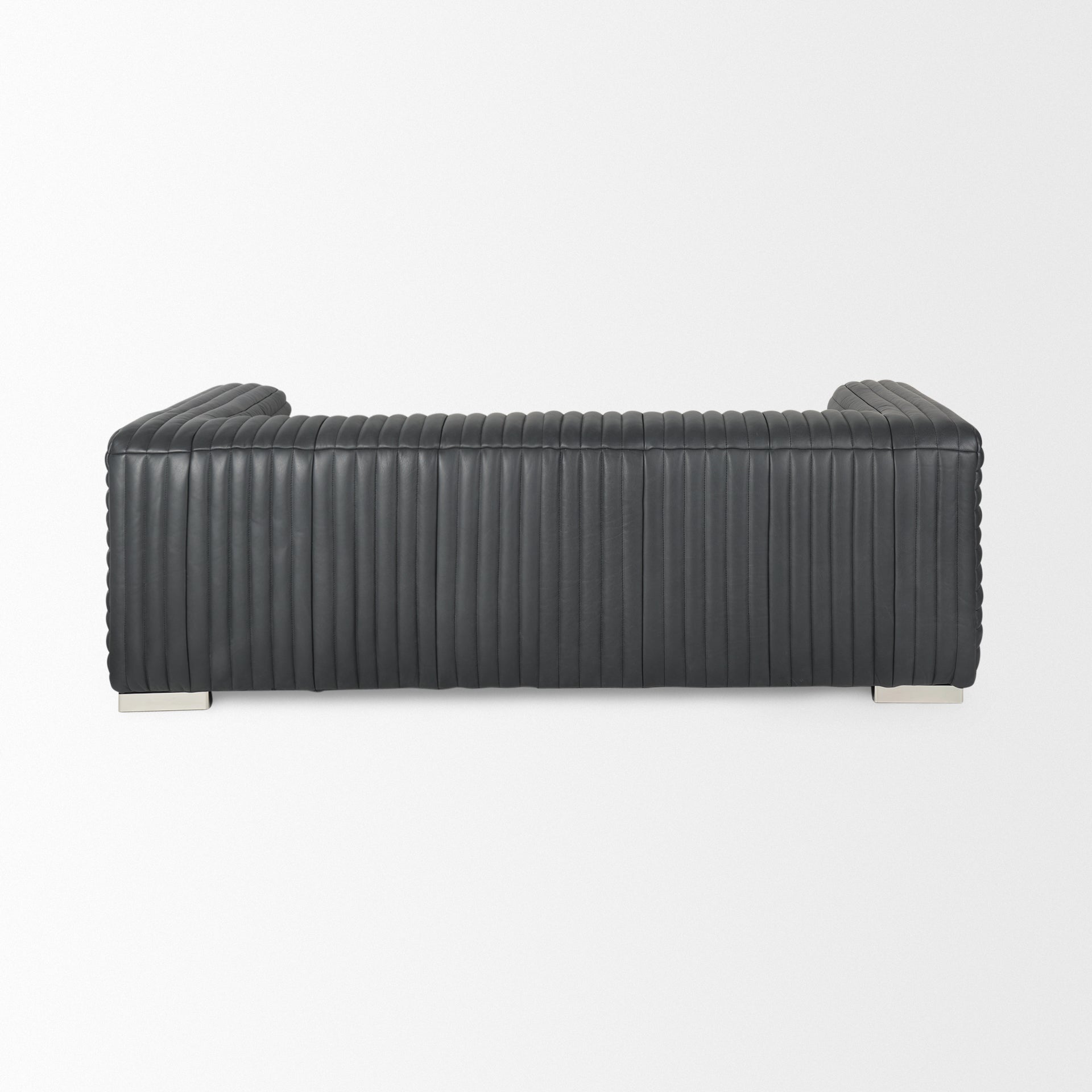 Mercana Ricciardo 82.5" x 38.5" x 26.5" Standard Sofa