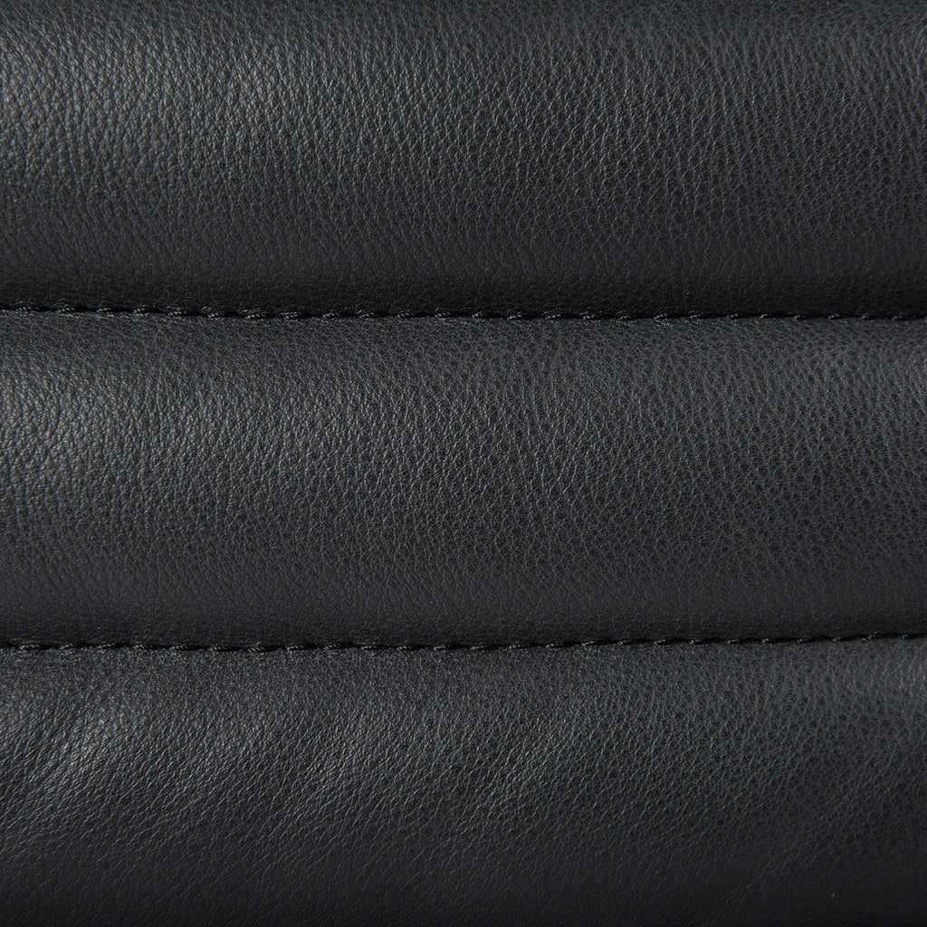 Mercana Ricciardo 82.5" x 38.5" x 26.5" Standard Sofa