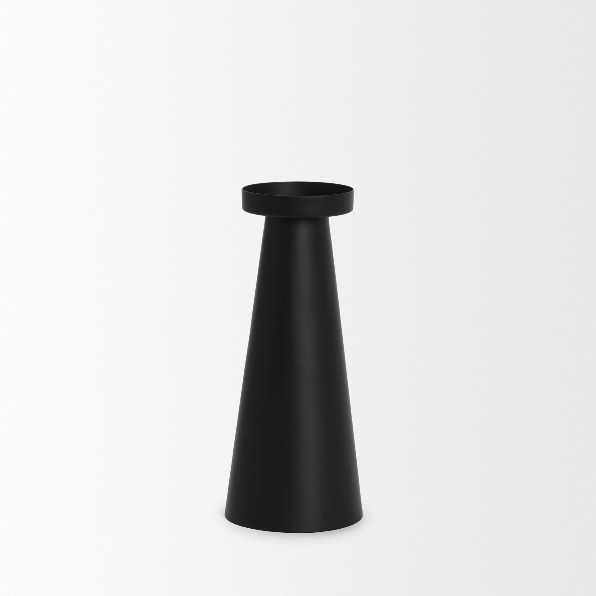 Mercana Quadir 4" x 4" x 9.8" Metal Candle Holder