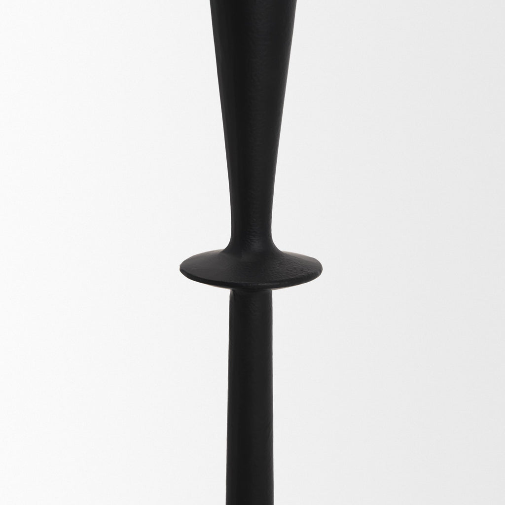 Mercana Qwin 4.3" x 4.3" x 11" Metal Candle Holder