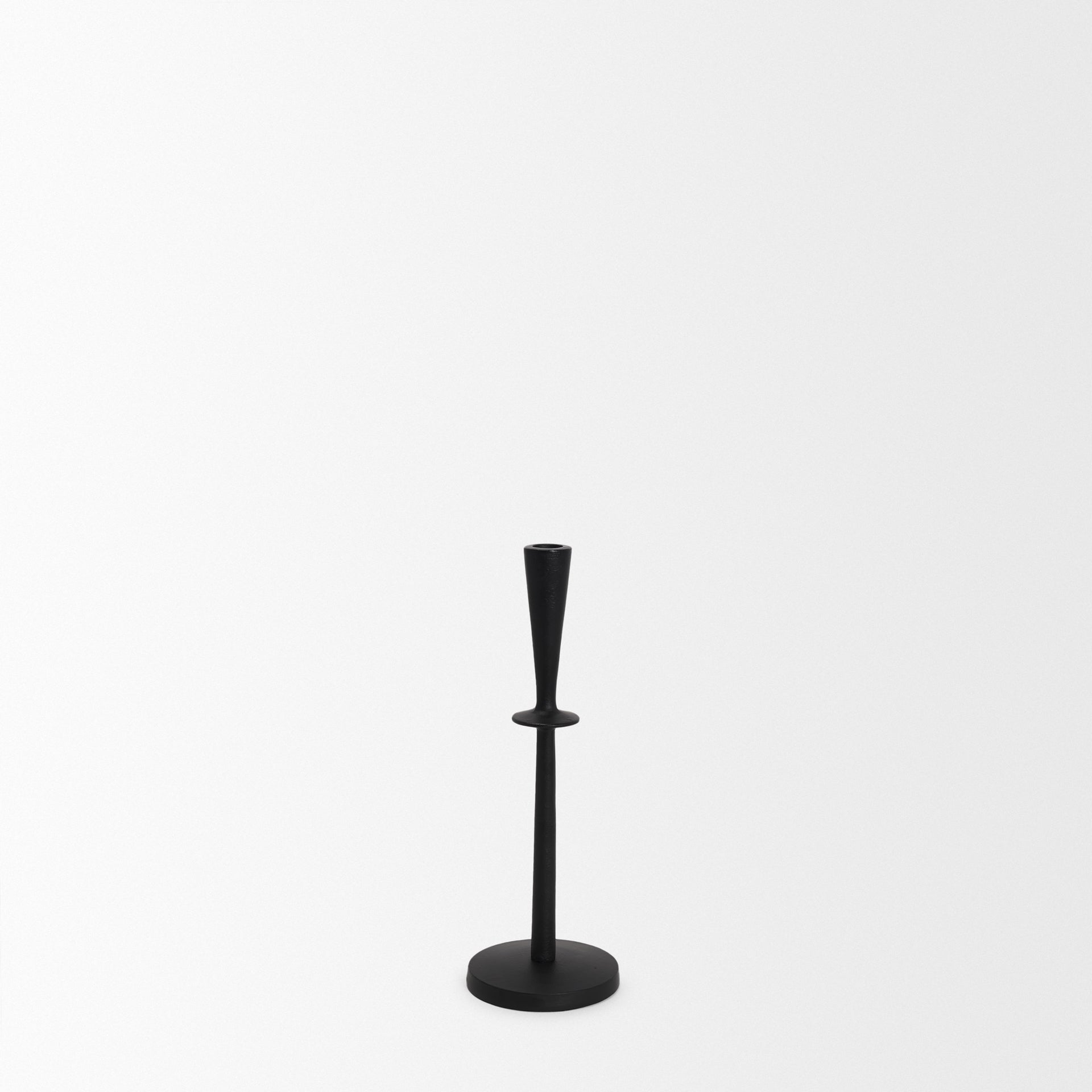 Mercana Qwin 4.5" x 4.5" x 13" Metal Candle Holder