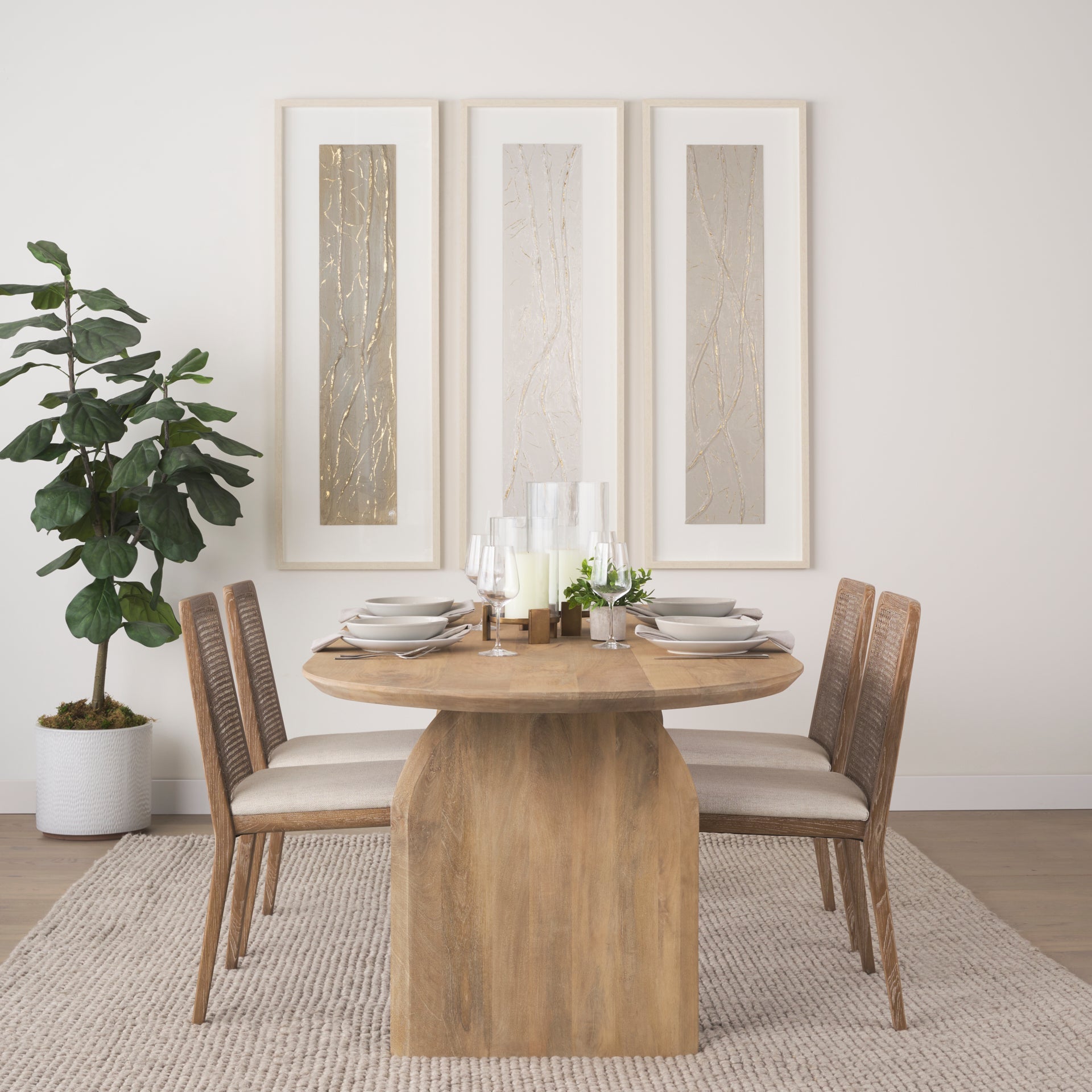 Mercana Clara 18.5" x 23" x 33.9" Solid Wood Dining Chair (Set of 2)