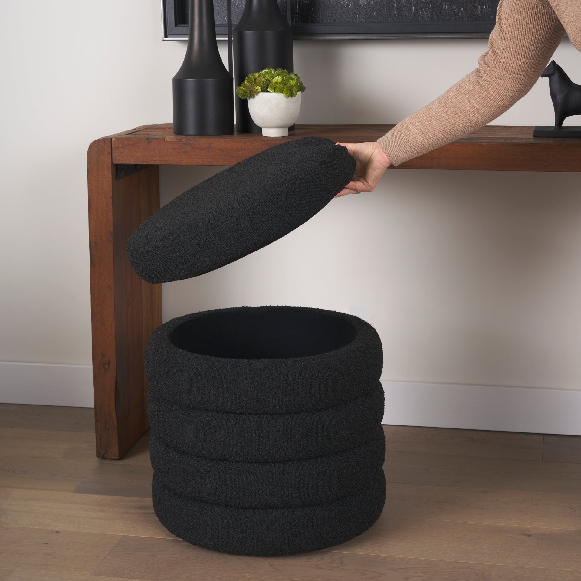 Mercana Elise 18.9" x 18.9" x 20" Fabric Storage Ottoman