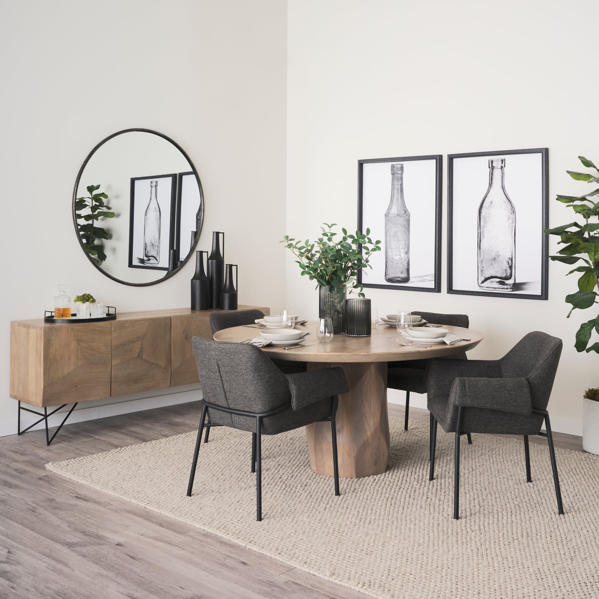 Mercana Brently 24.5" x 29.5" x 32.5" Dining Chair (Set of 2)