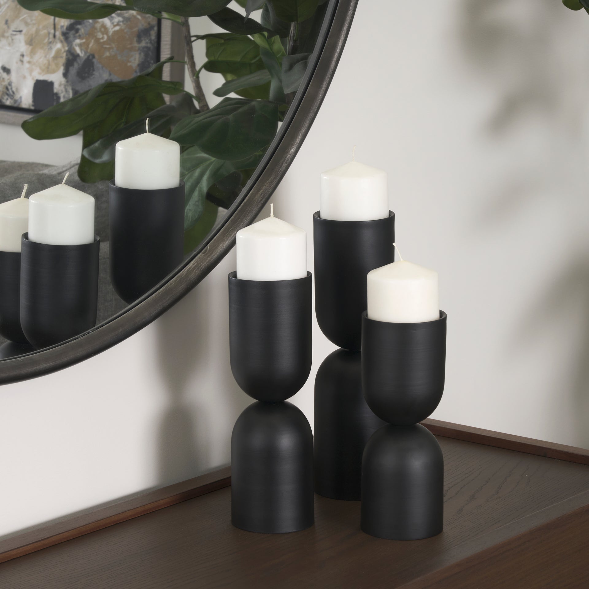 Mercana Qamra 3.5" x 3.5" x 12.5" Metal Candle Holder