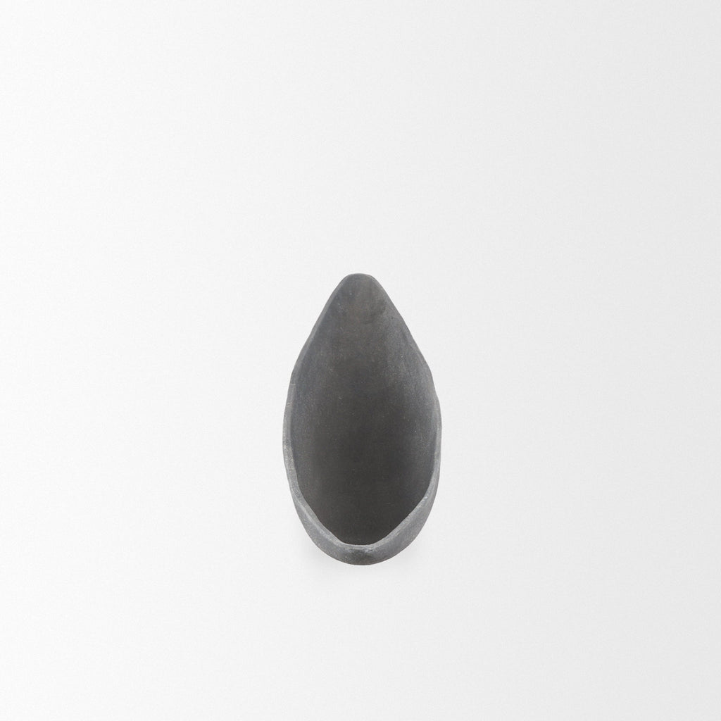 Mercana Piero 31.5" x 5" x 4" Metal Bowl