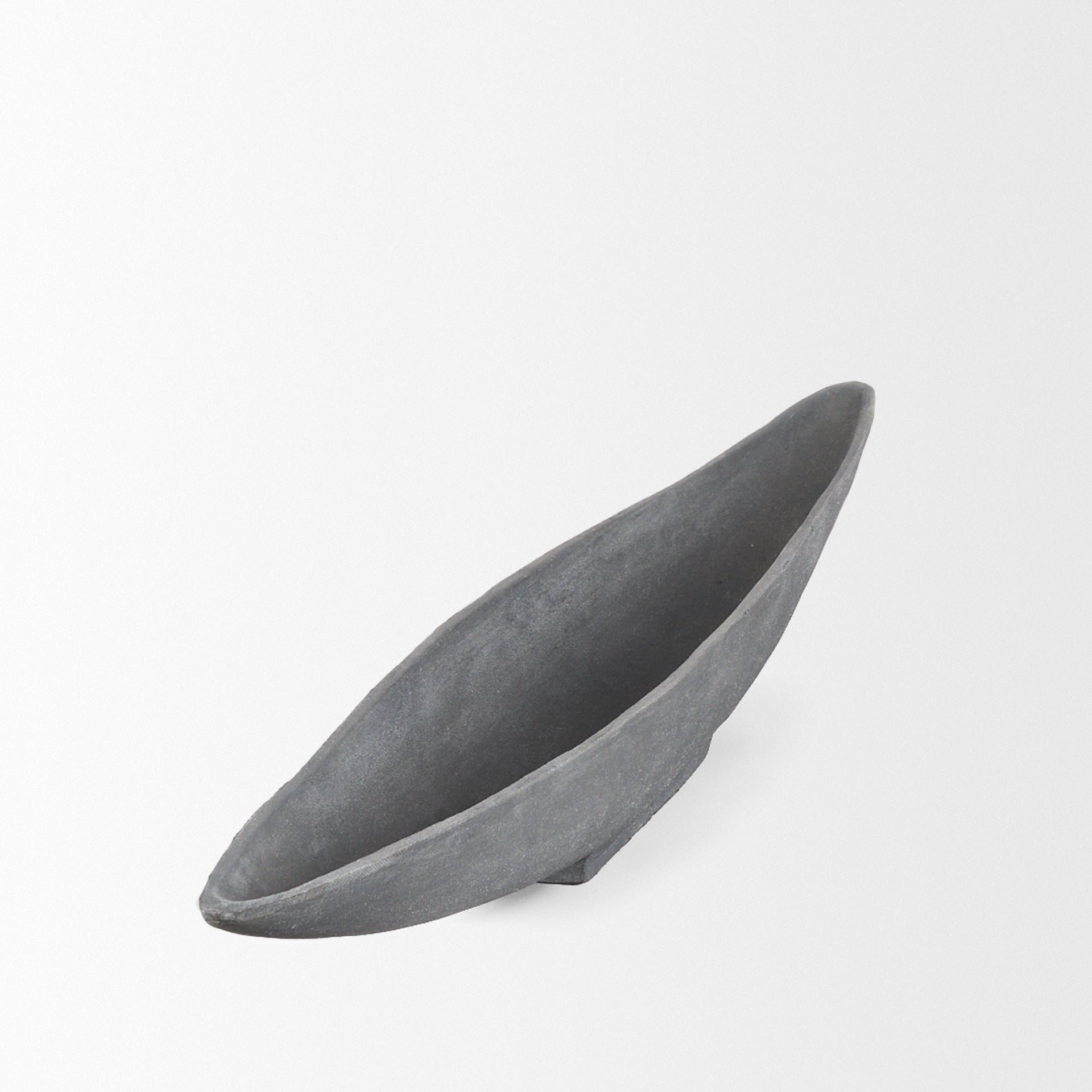 Mercana Piero 39" x 5" x 4.3" Metal Bowl