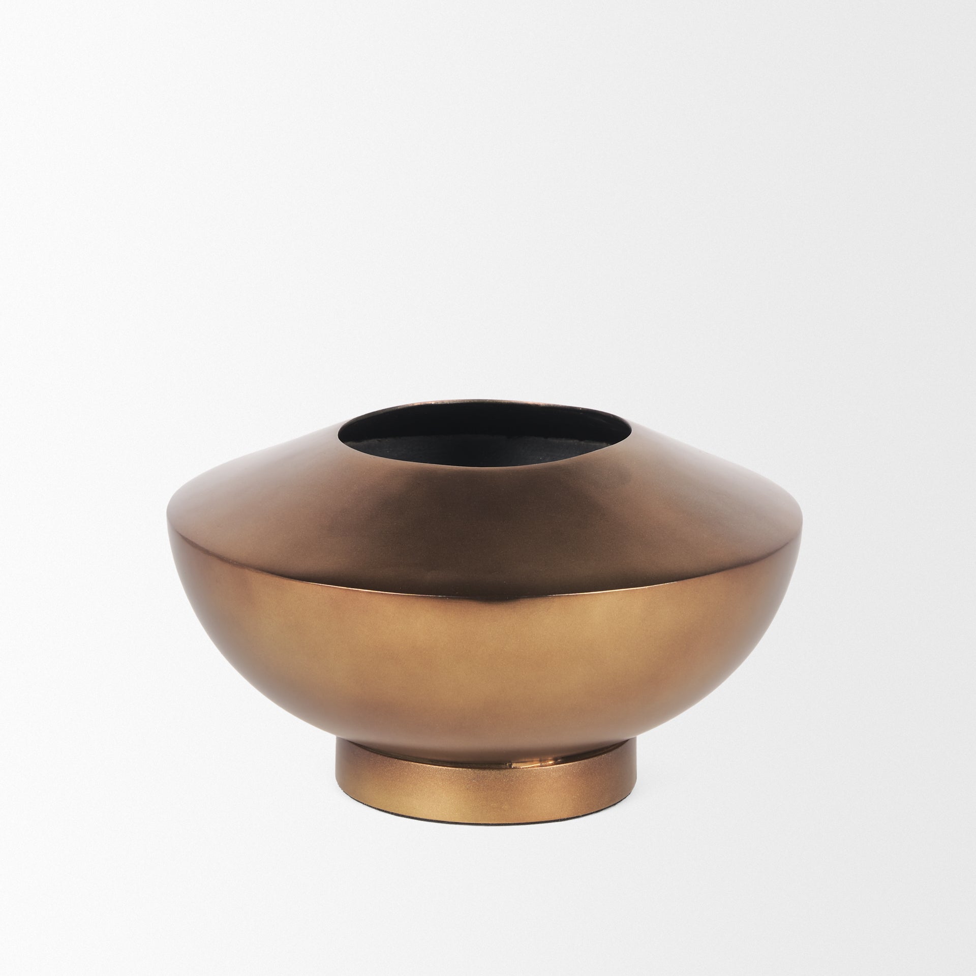 Mercana Quiana 8.3" x 8.3" x 4.8" Metal Vase