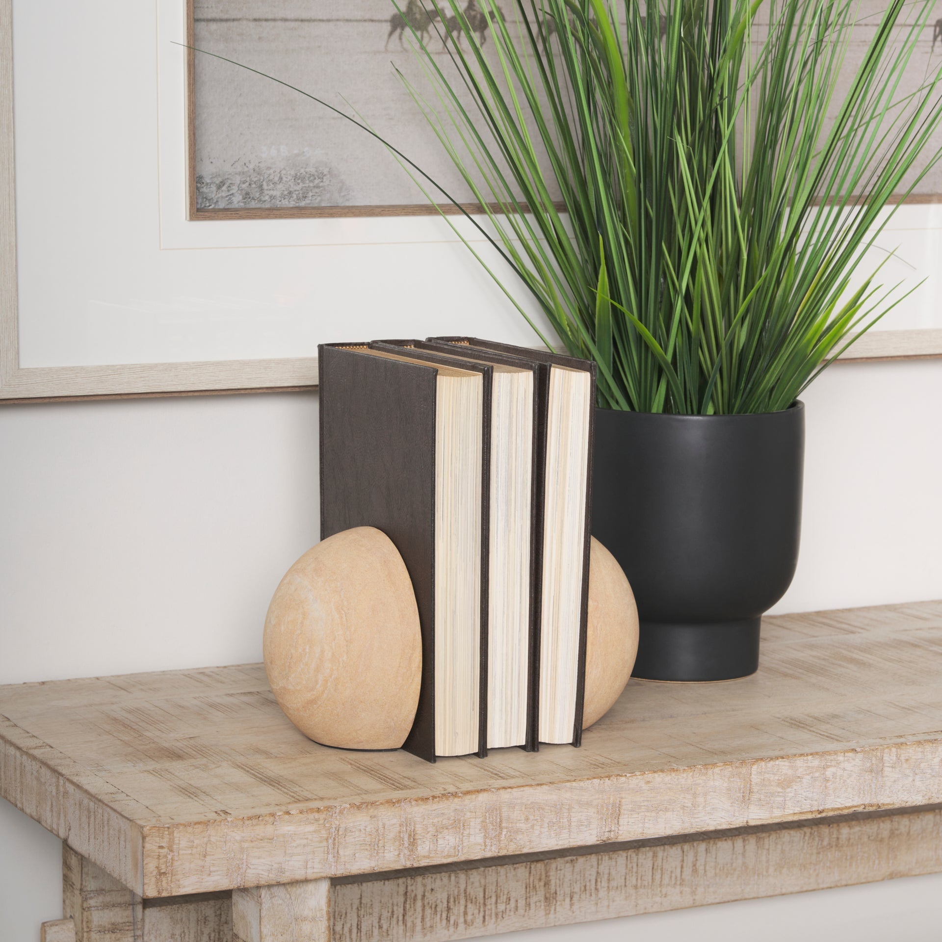 Mercana Rahmi 5.5" x 5.5" x 5.3" Bookend