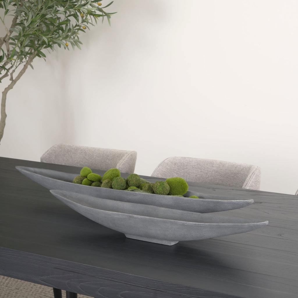 Mercana Piero 31.5" x 5" x 4" Metal Bowl