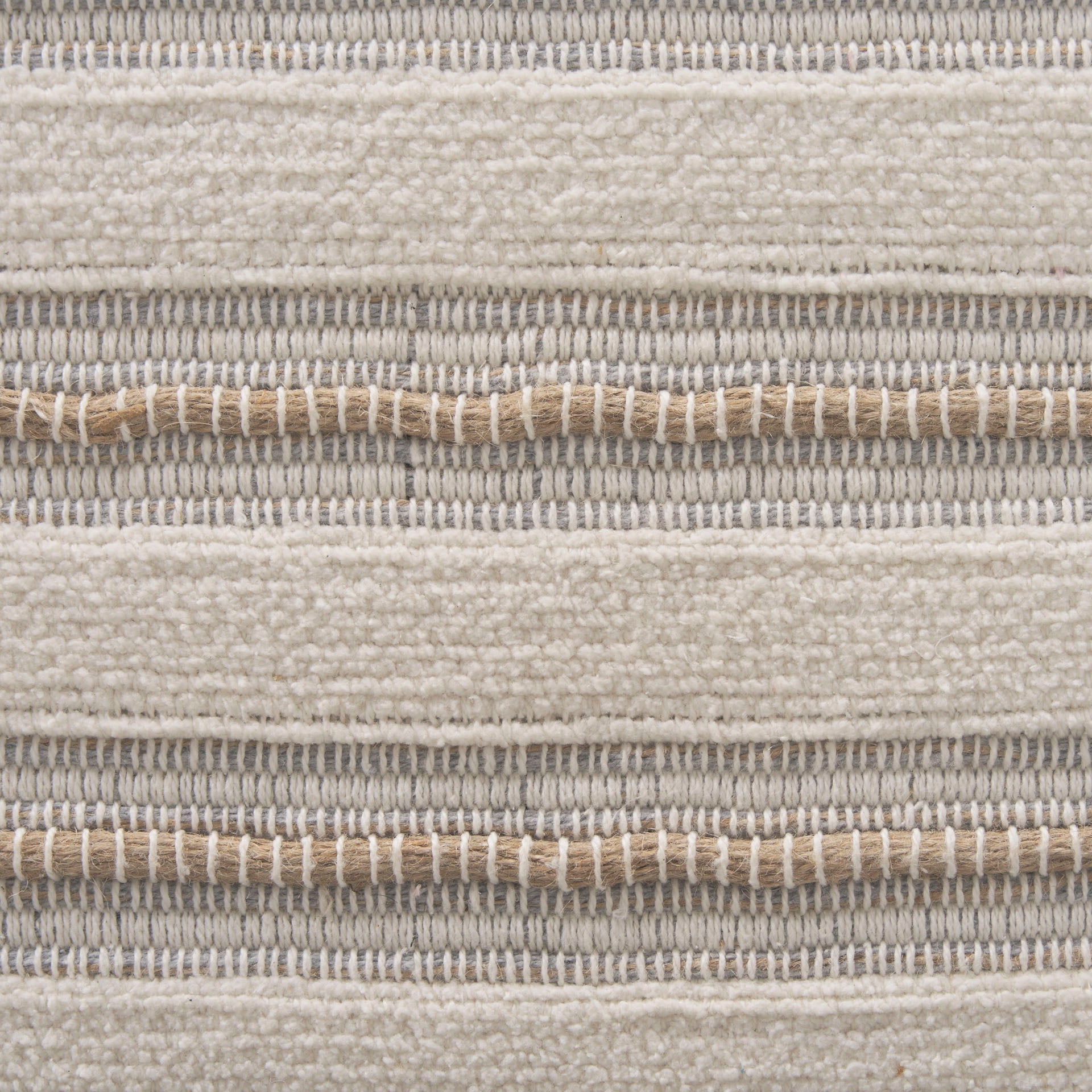 Mercana Taimo 62.2" x 17" x 19.3" Bench