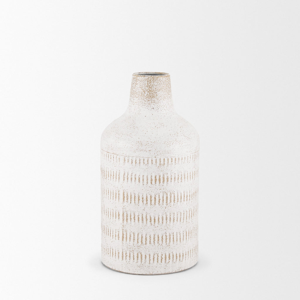 Mercana Tisha 5.9" x 5.9" x 11.4" Metal Vase