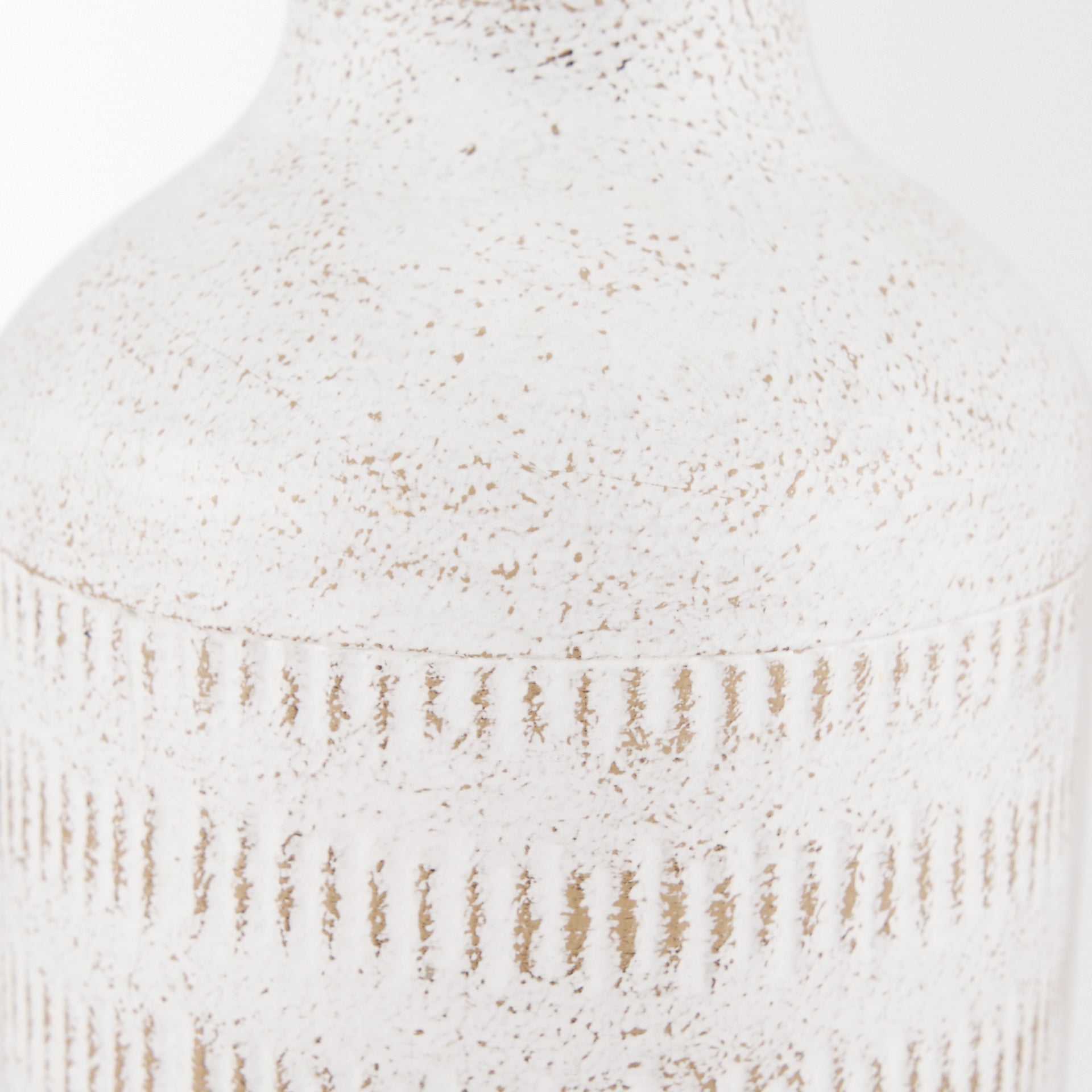 Mercana Tisha 5.9" x 5.9" x 11.4" Metal Vase